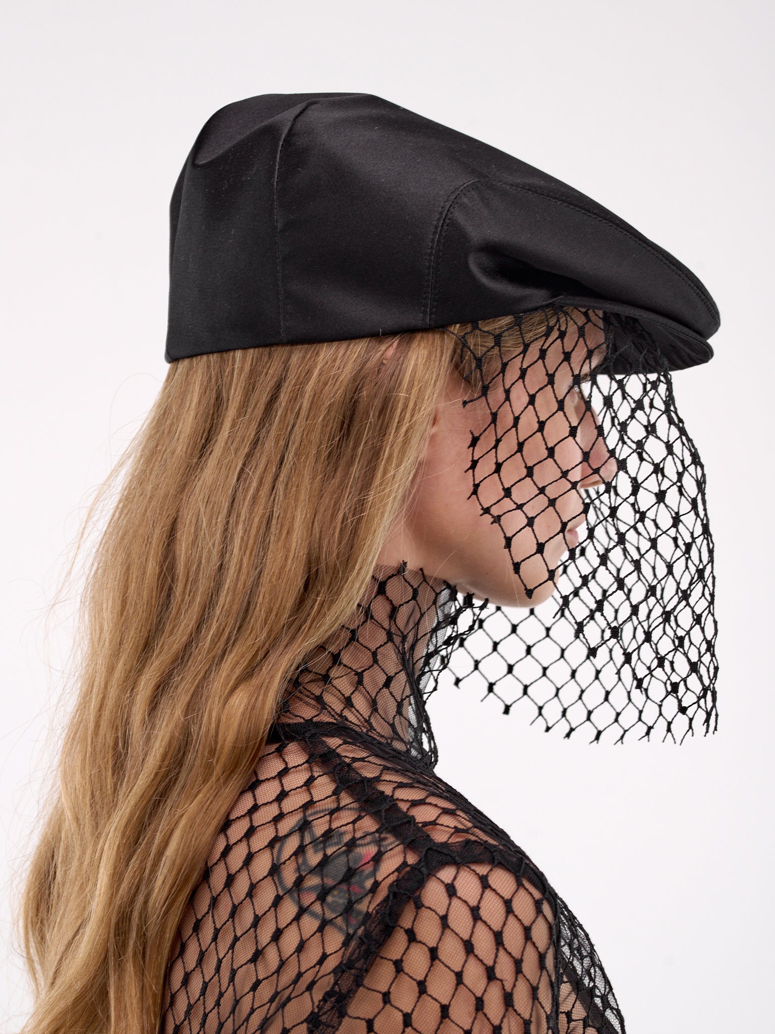 Silk Veiled Flat Cap (FH664A-GDCRR-N0000-BLACK)