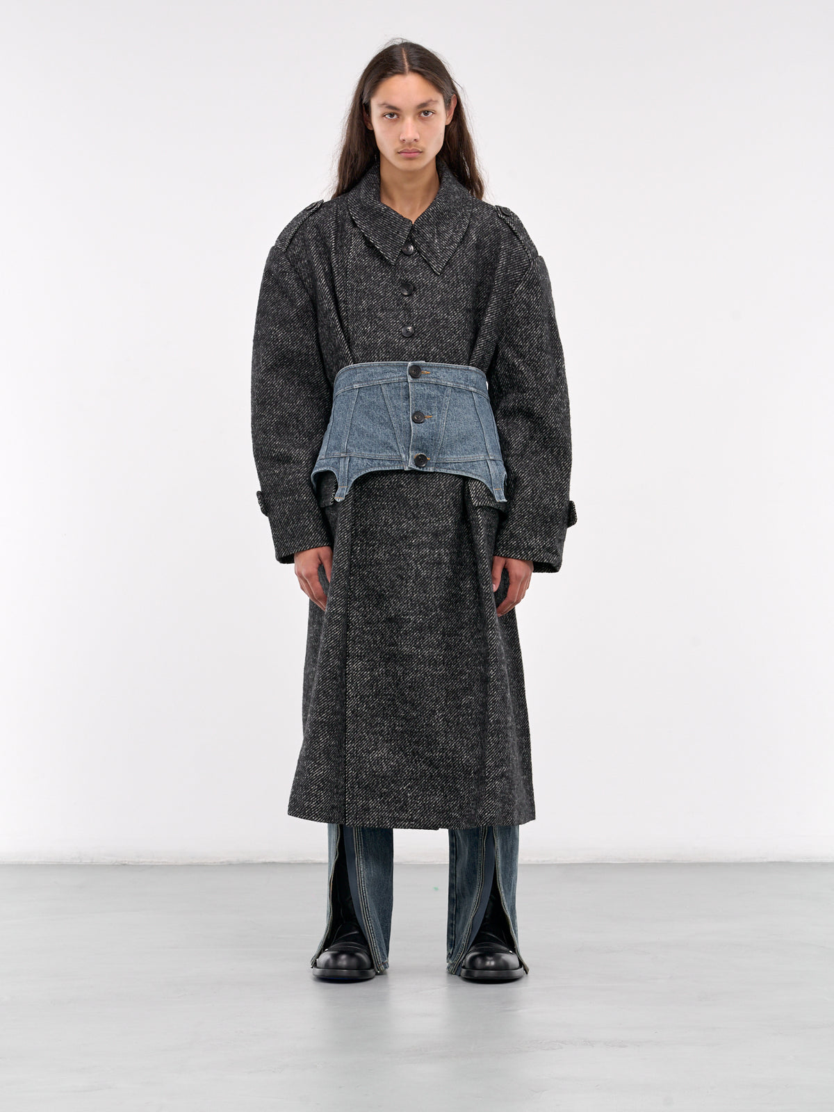 Oversized Gradient Coat (FMF18CT06-BLACK)