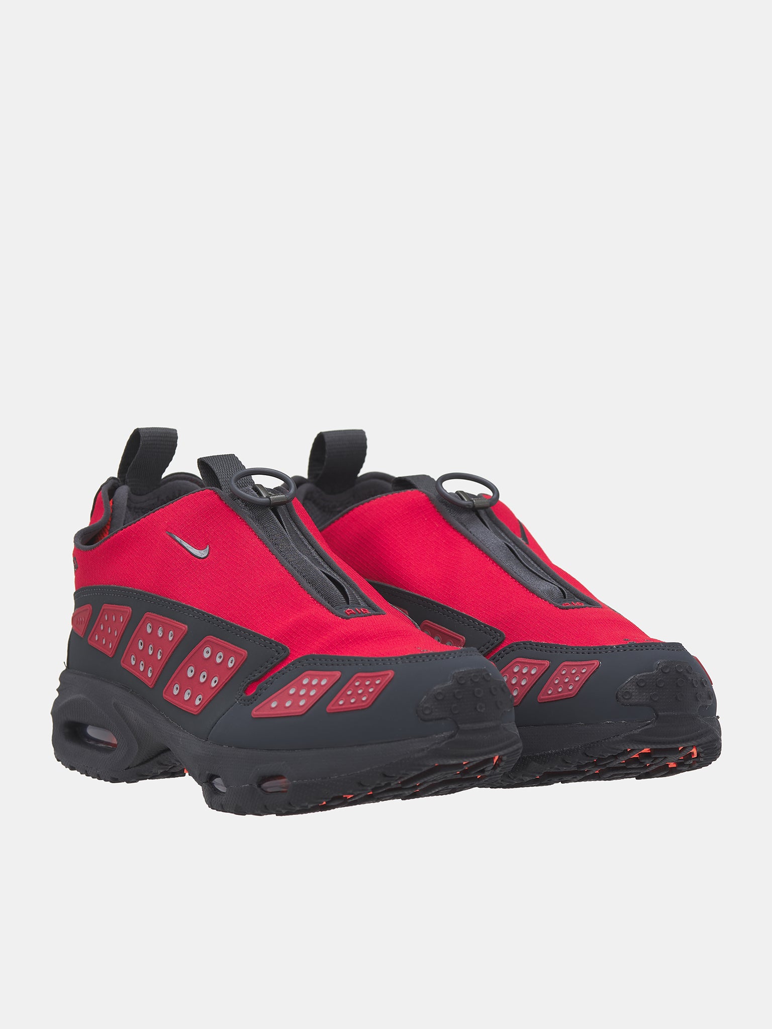 Air Max SNDR Gore-Text Sneakers (FZ4238-800-HYPER-CRIMSON-DK-SM)