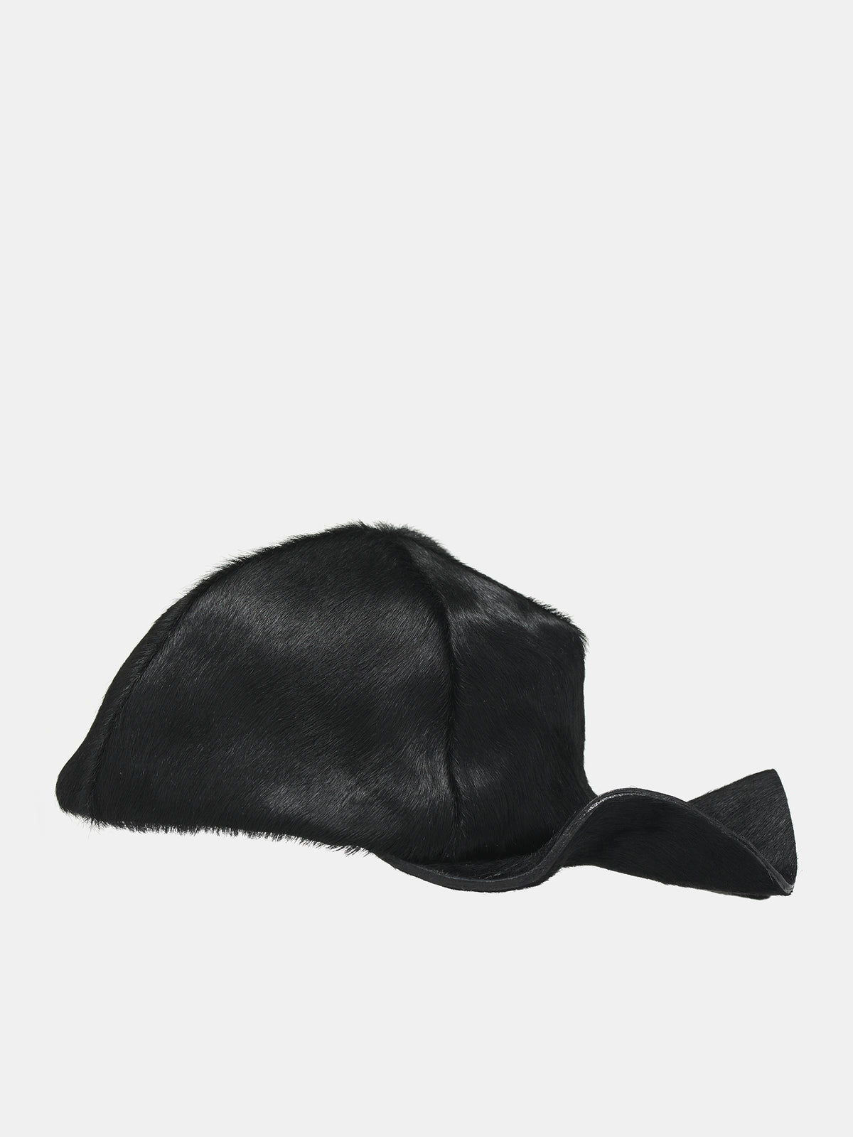 Gaynde Curved Hat (GAYNDE-BLACK)