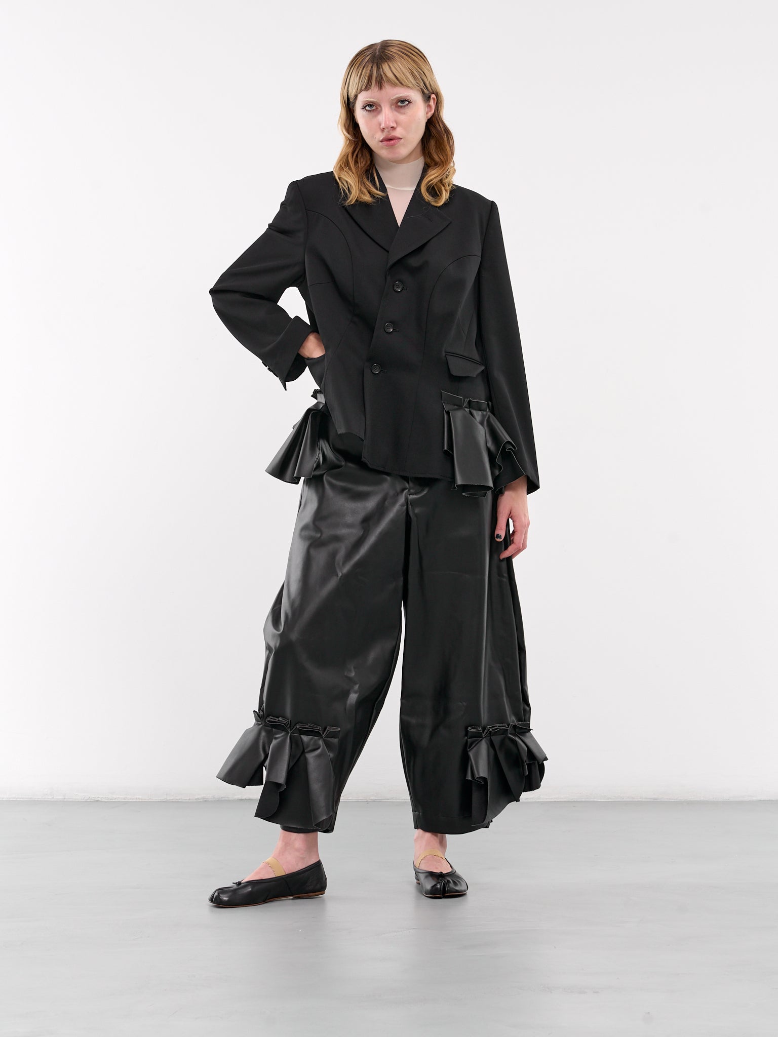 Asymmetric Paneled Blazer (GN-J010-051-BLACK)