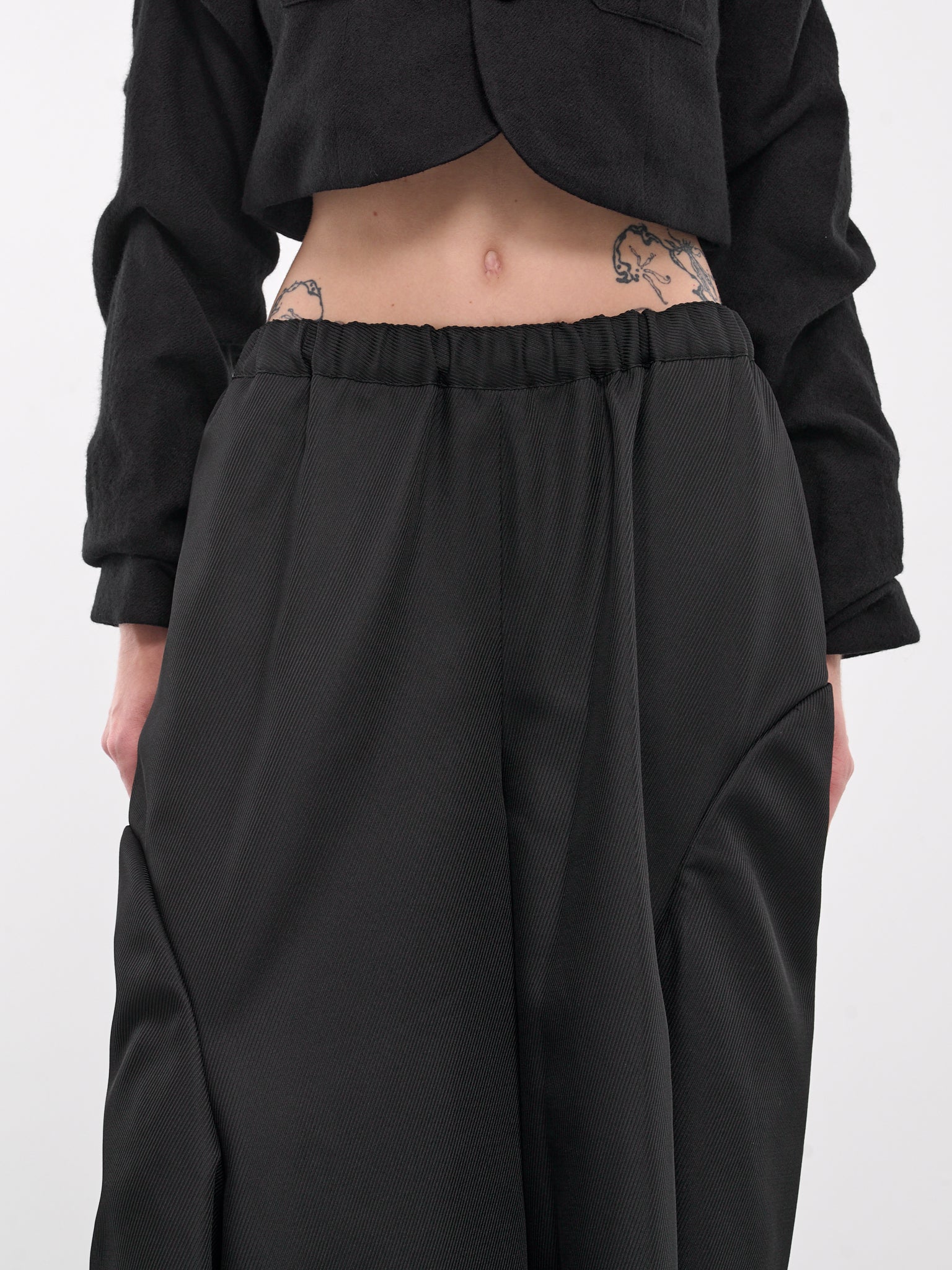 Draped Elastic Trousers (GN-P014-051-BLACK)