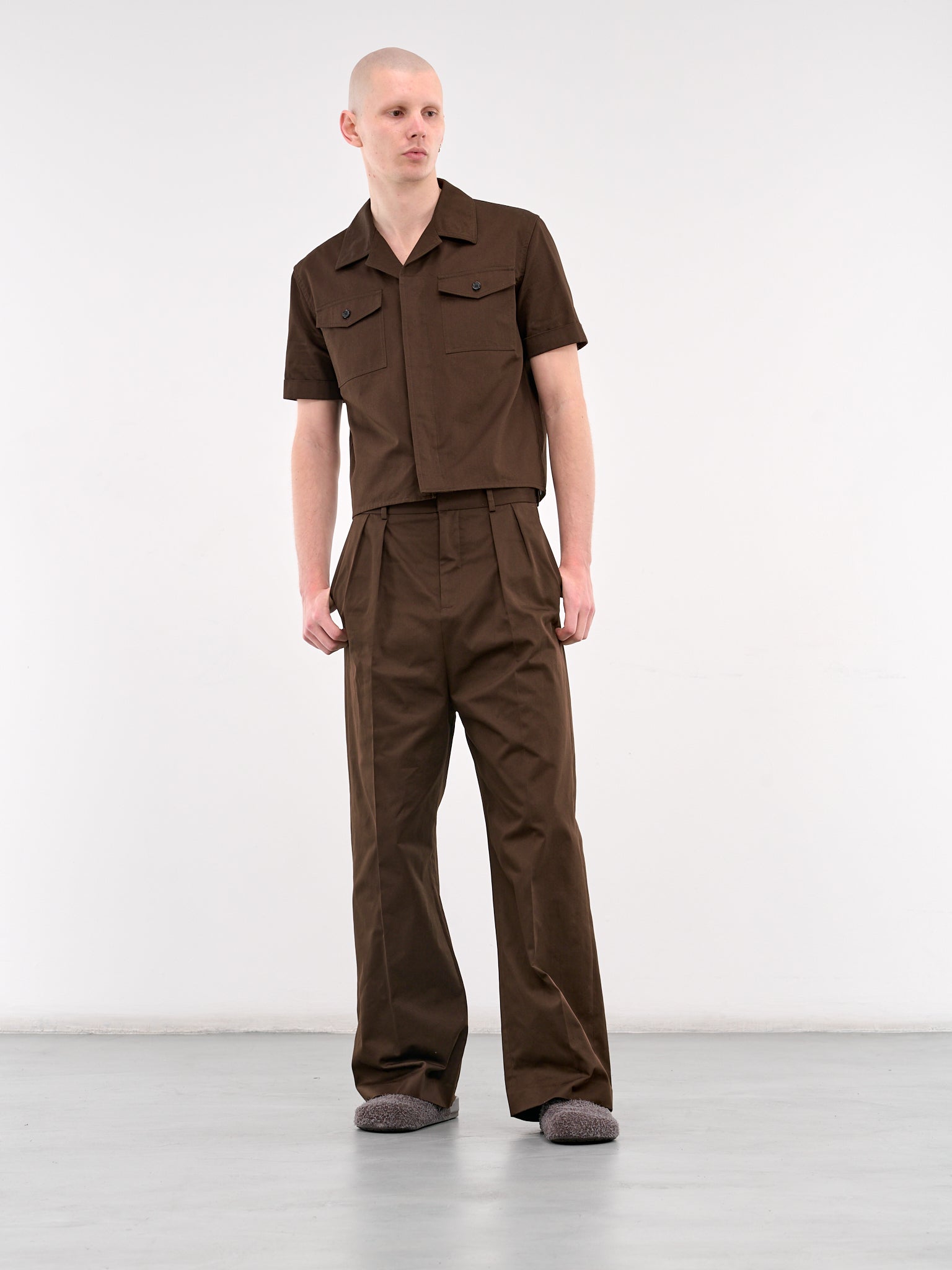 Cotton Pleated Trousers (H526Y04WFN-CHOCOLATE-BROWN)