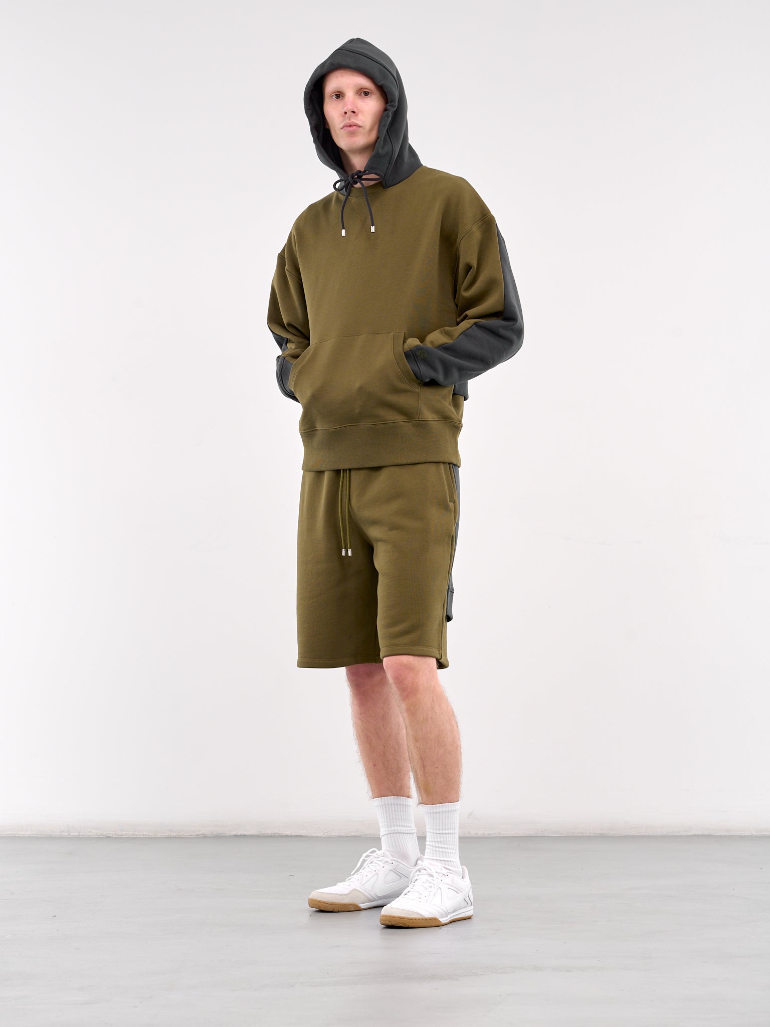 Contrast Paneled Hoodie (H526Y25X50-KHAKI-GREEN-ANTHRAC)