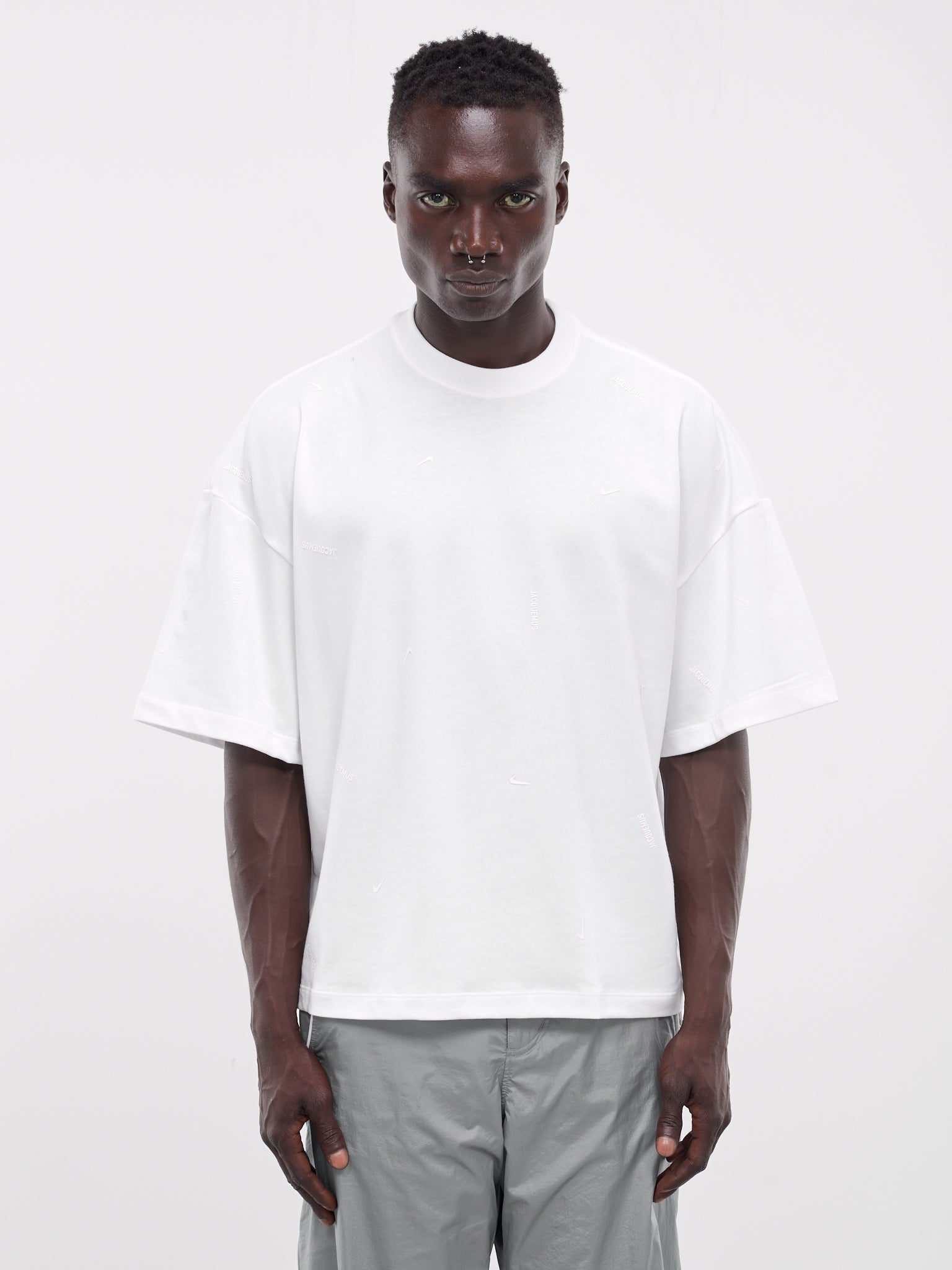 Jacquemus Le T-Shirt (HF7111-100-WHITE)