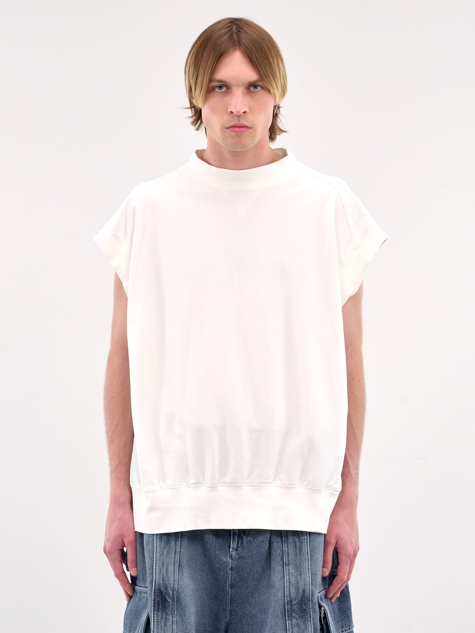 Sleeveless Crewneck Tee (HMMA70013T-NATURAL)