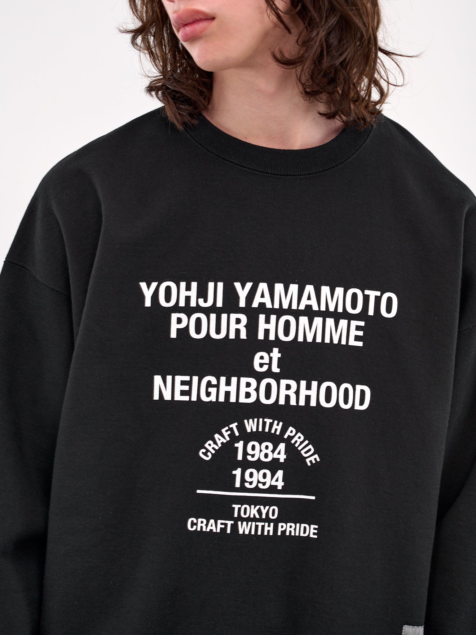 Neighborhood Logo Crewneck Sweatshirt (HP-T88-995-2-BLACK)