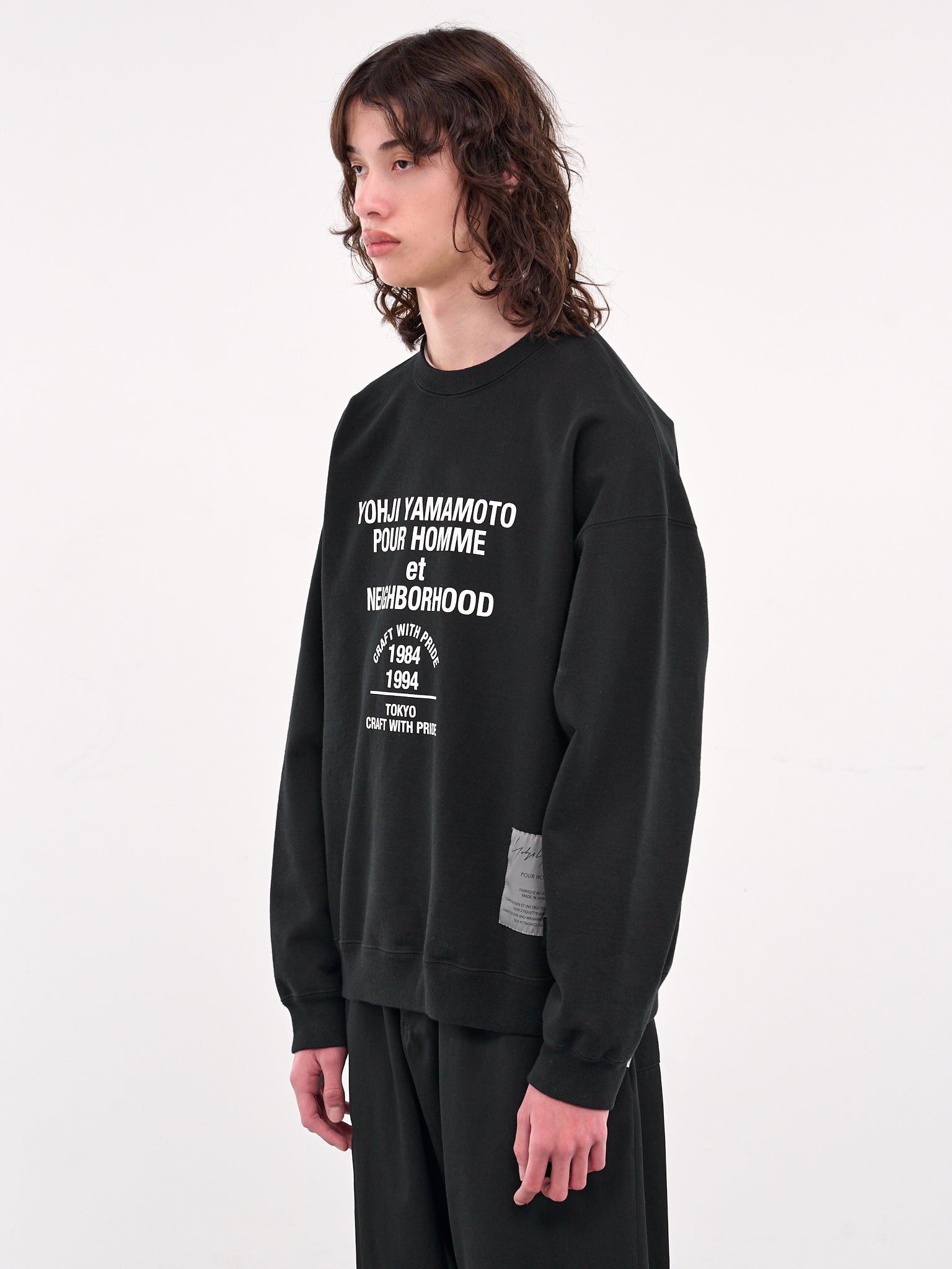 Neighborhood Logo Crewneck Sweatshirt (HP-T88-995-2-BLACK)