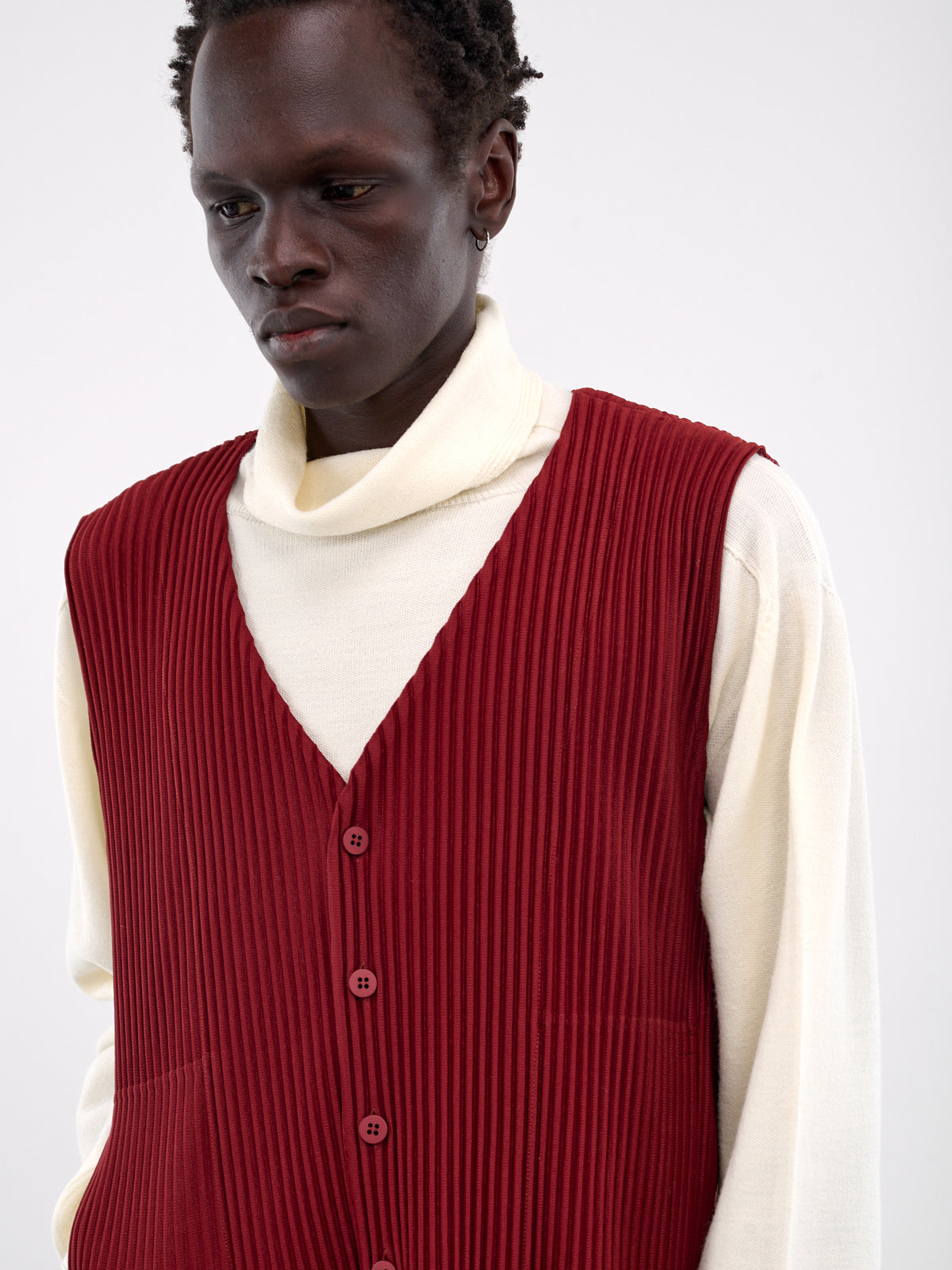 Tailored Pleats Vest (HP48JE156-25-CRIMSON-RED)