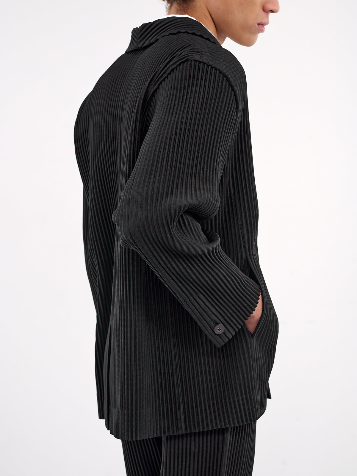 Pleated Blazer (HP56JD501-15-BLACK)