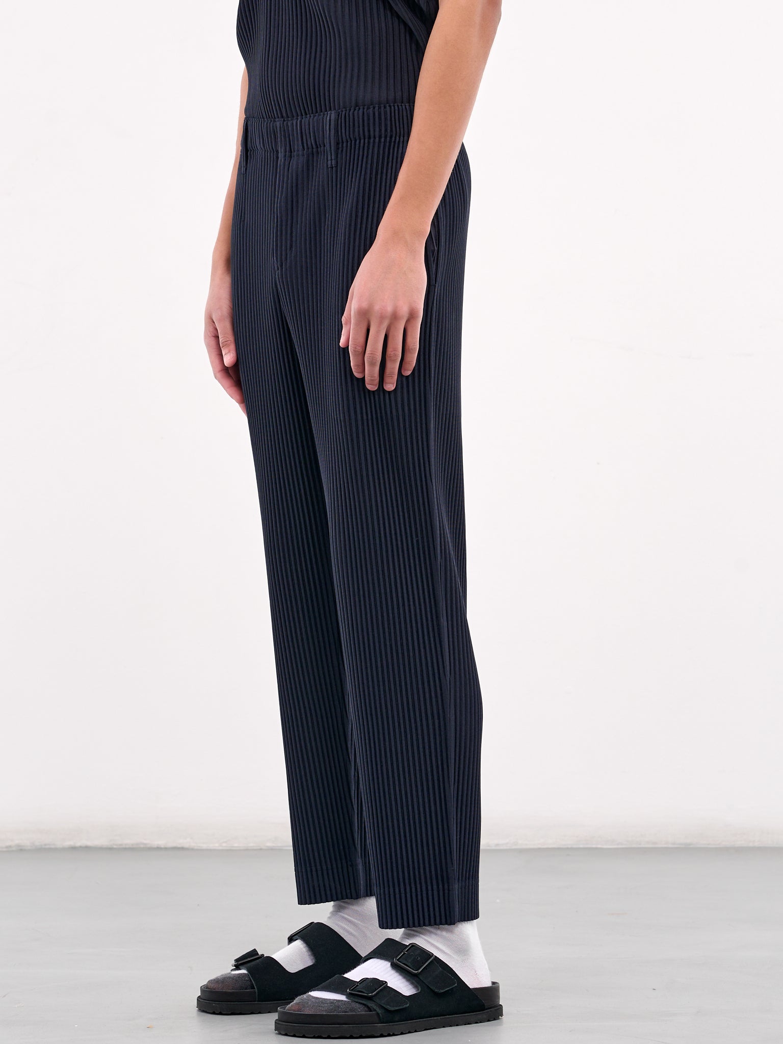 Basic Pleated Trousers (HP56JF550-75-NAVY)