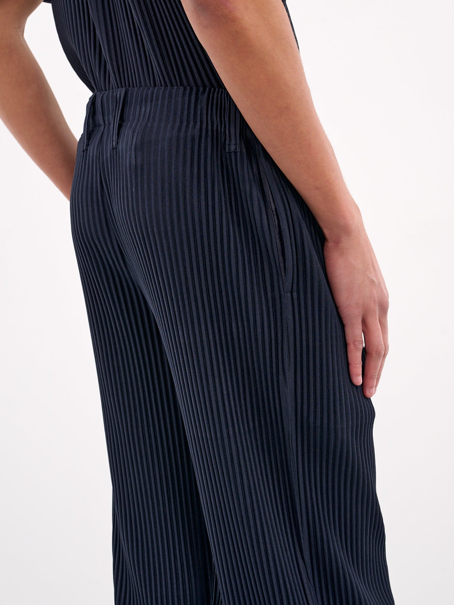 Basic Pleated Trousers (HP56JF550-75-NAVY)