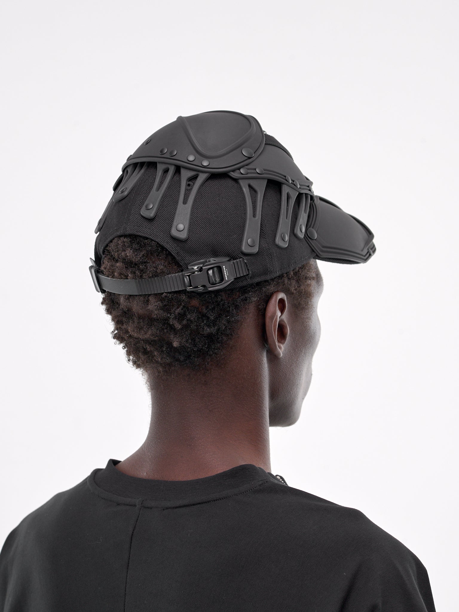 Helmet Cap (I42-HELMET-CAP-BLACK-BLACK)