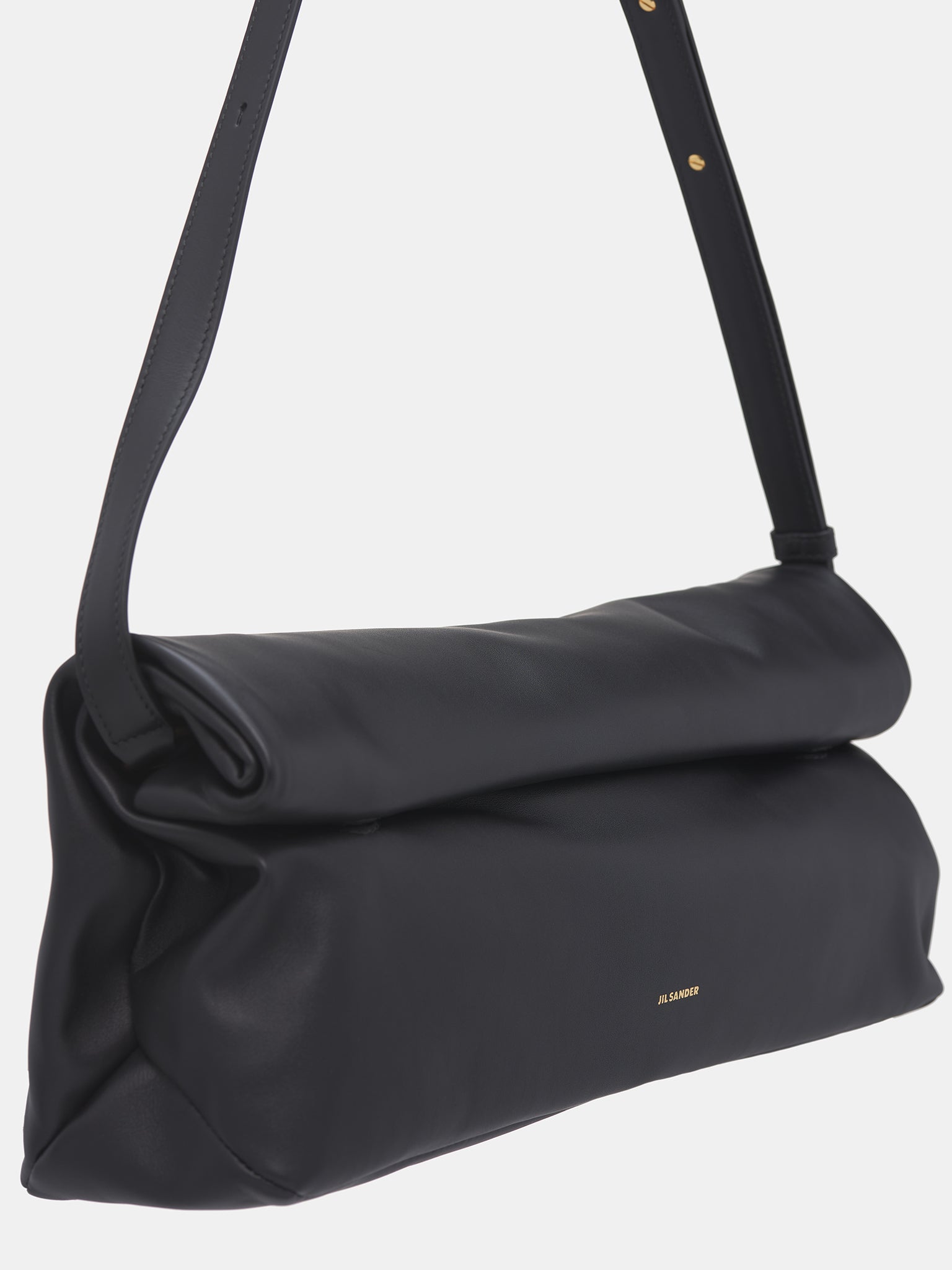 Roll-Up Shoulder Bag (J08WG0043-P7217-BLACK)