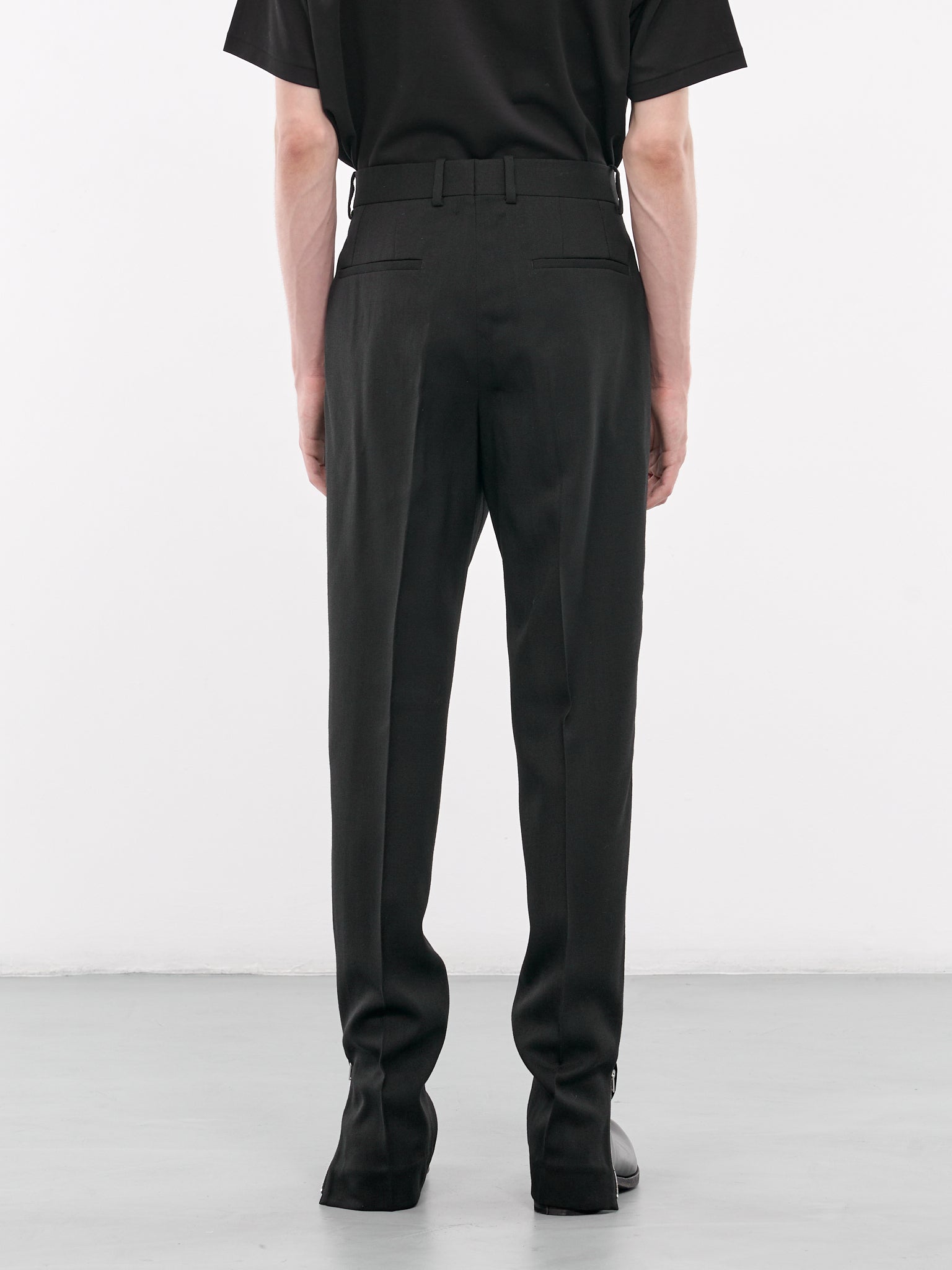 Zip Vent Trousers (J21KA0218-J40201-BLACK)