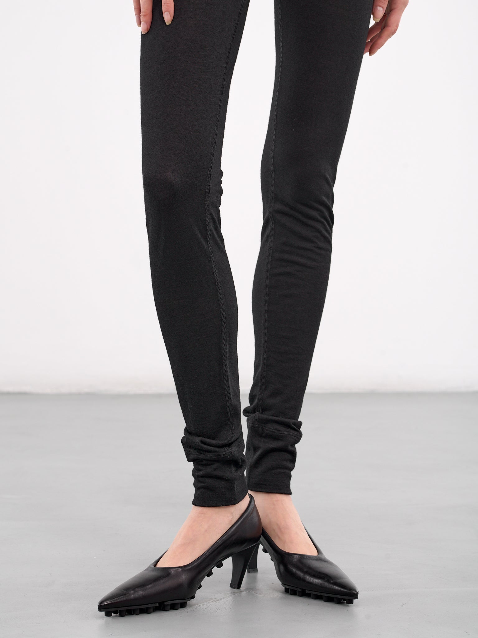 Logo Leggings (J40KA0029-J70021-BLACK)