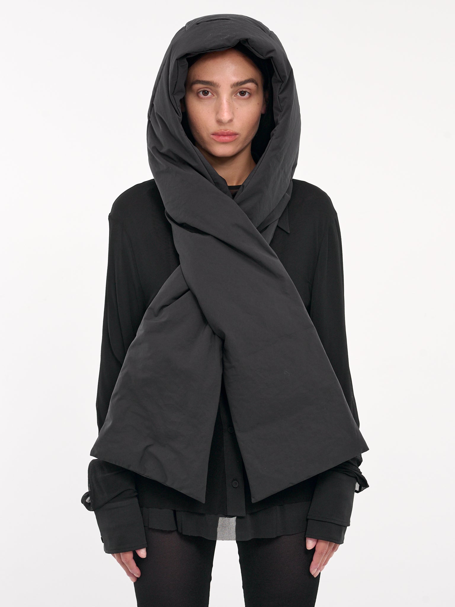 Scarf Hood (J40TE0128-J70008-BLACK)