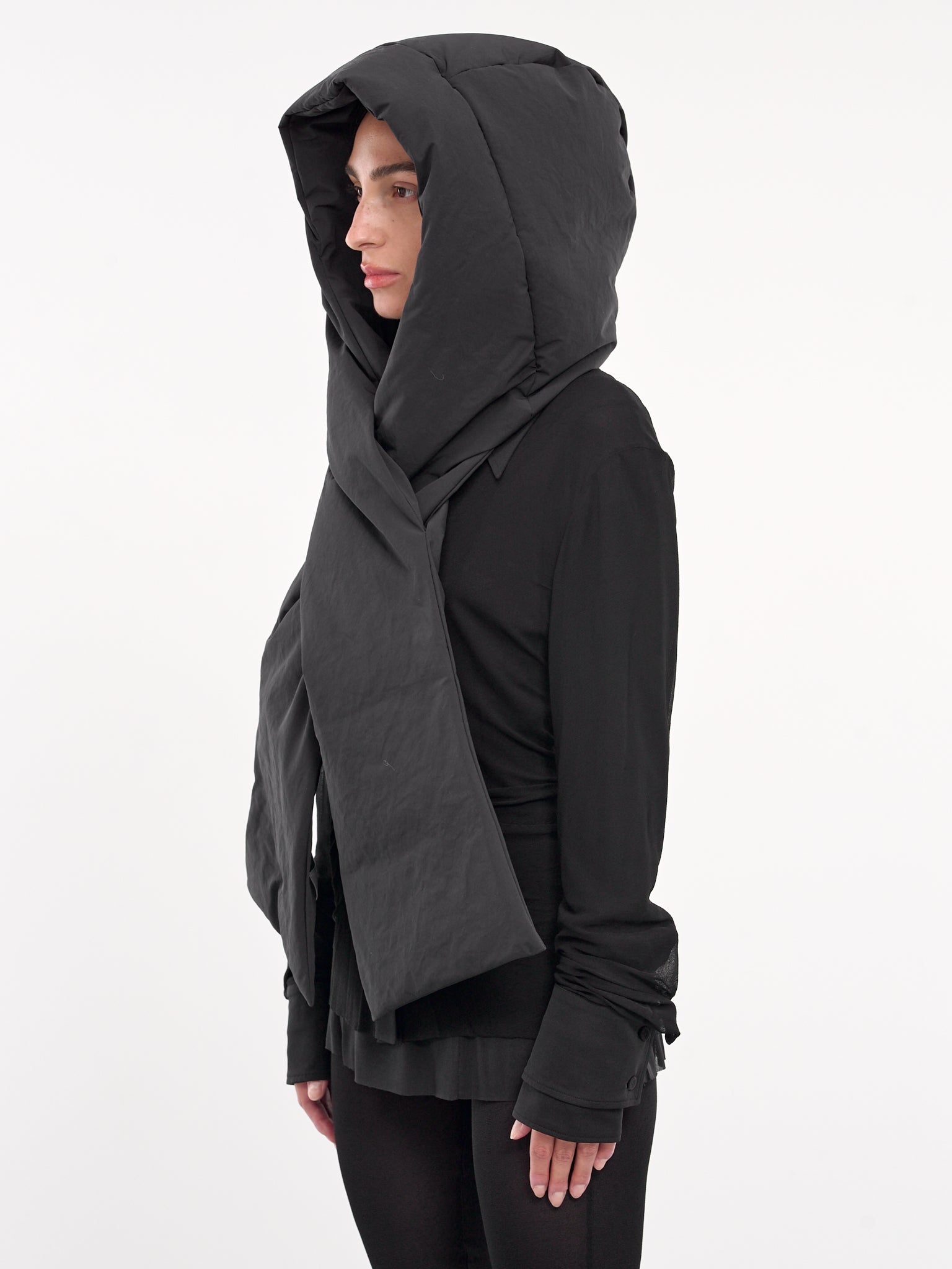 Scarf Hood (J40TE0128-J70008-BLACK)