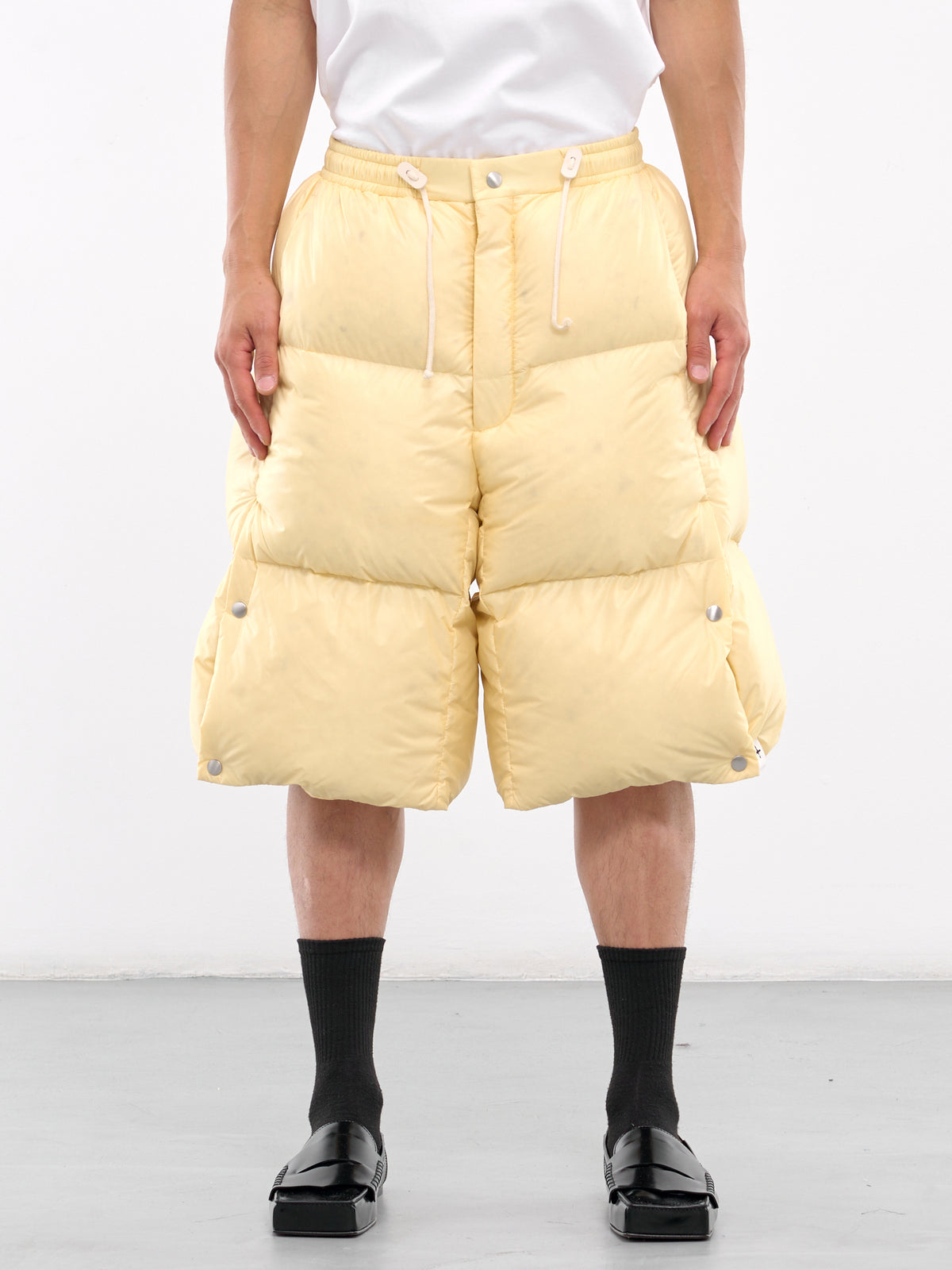 Puffer Shorts (J47AF0140-J70007-LIGHT-YELLOW)