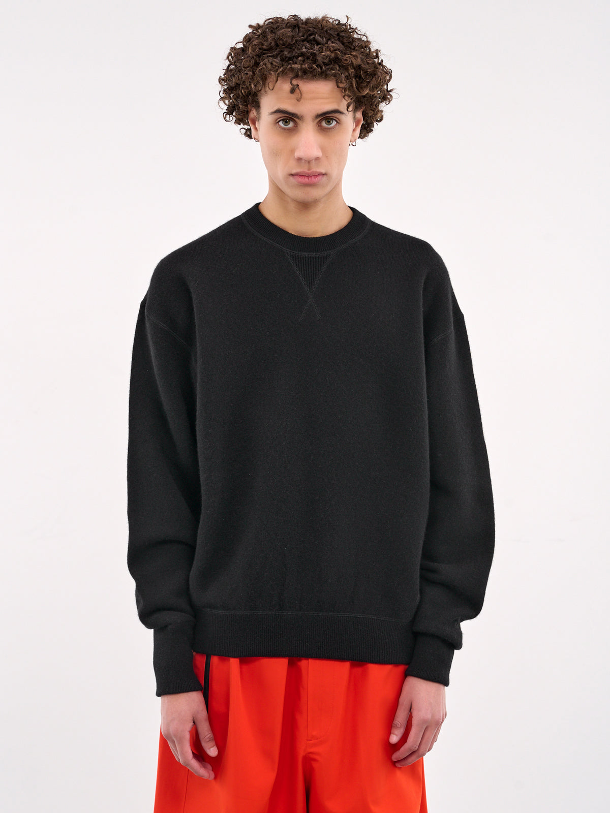 Crewneck Sweatshirt (J47GP0193-J13276-BLACK)