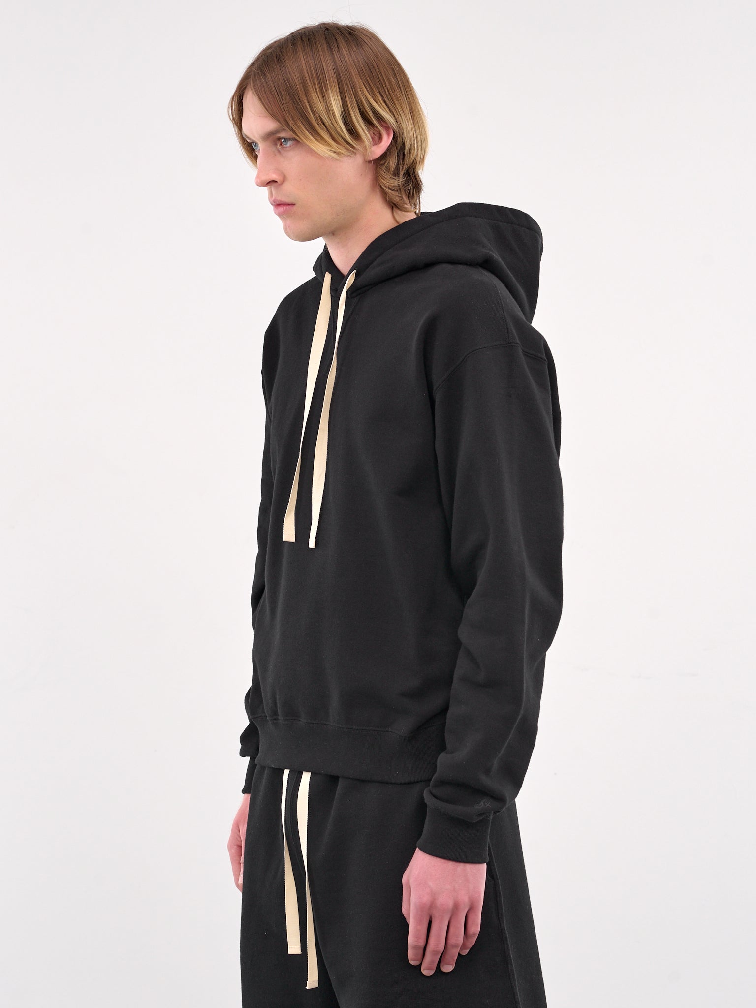 Relaxed Hoodie (J47GU0131-J20039-BLACK)