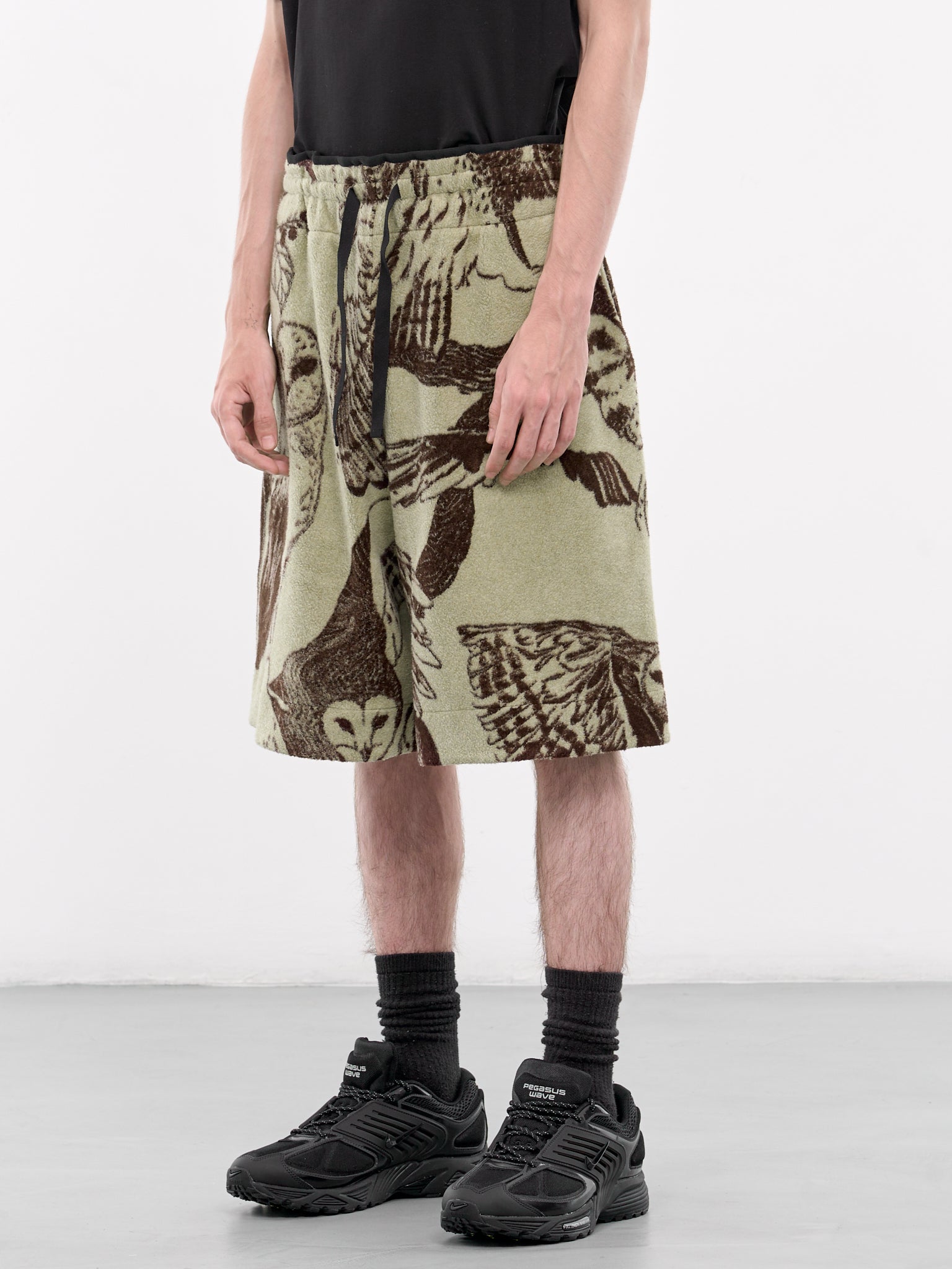 Graphic Fleece Shorts (J47MU0134-J20239-GREEN)