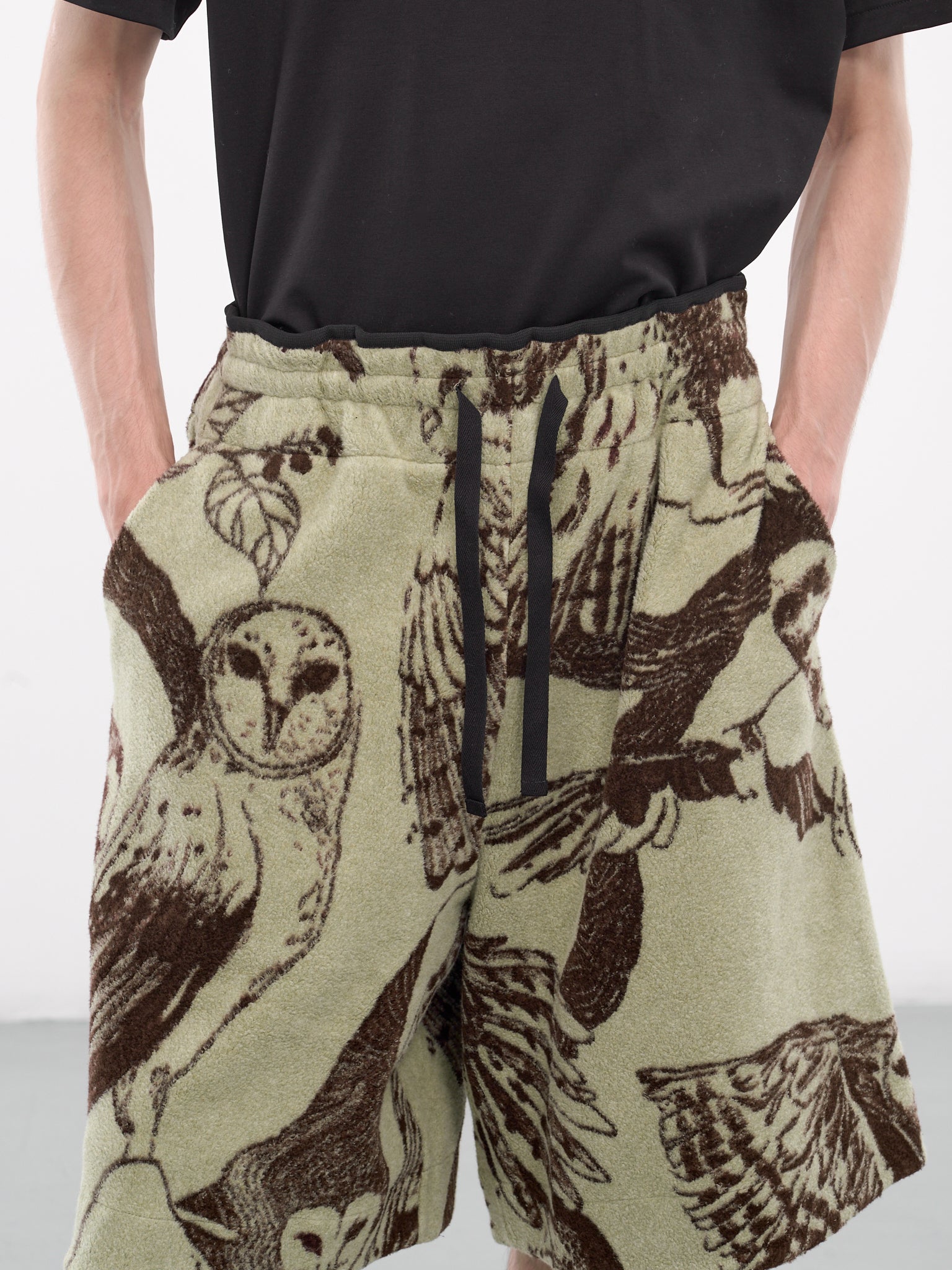 Graphic Fleece Shorts (J47MU0134-J20239-GREEN)