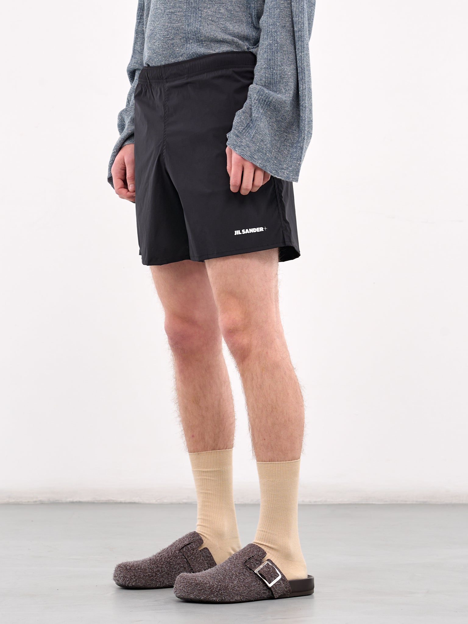 Elasticated Logo Shorts (J47SP0108-J20006-BLACK)