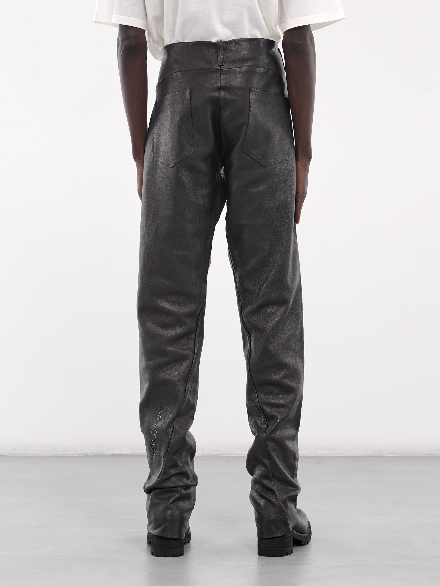 A DICIANNOVEVENTITRE Deer Leather Trousers | H. Lorenzo - back