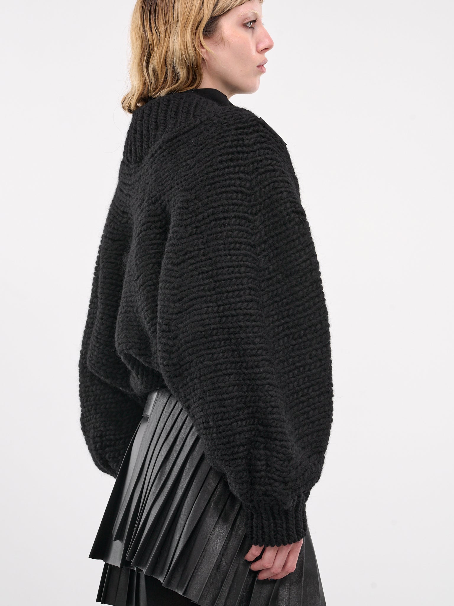 Spike Belt Wool Knit Sweater (JN-N019-051-BLACK)