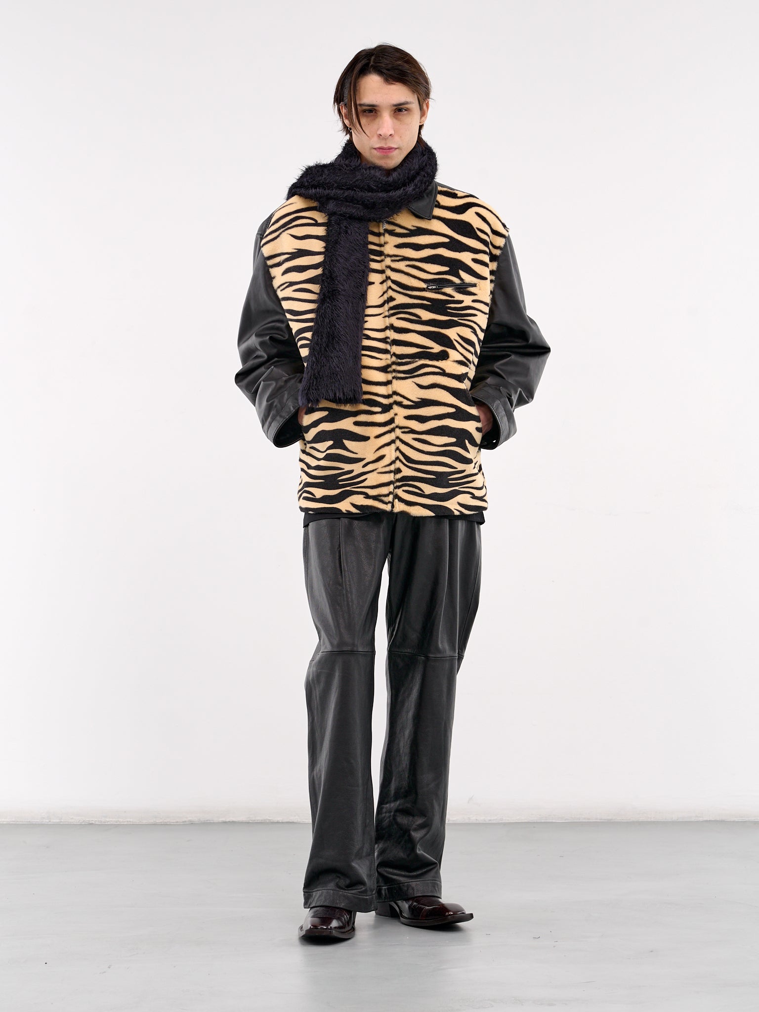 Tiger Print Shearling Jacket (JUMY0079QW-ULM122-MULTI)