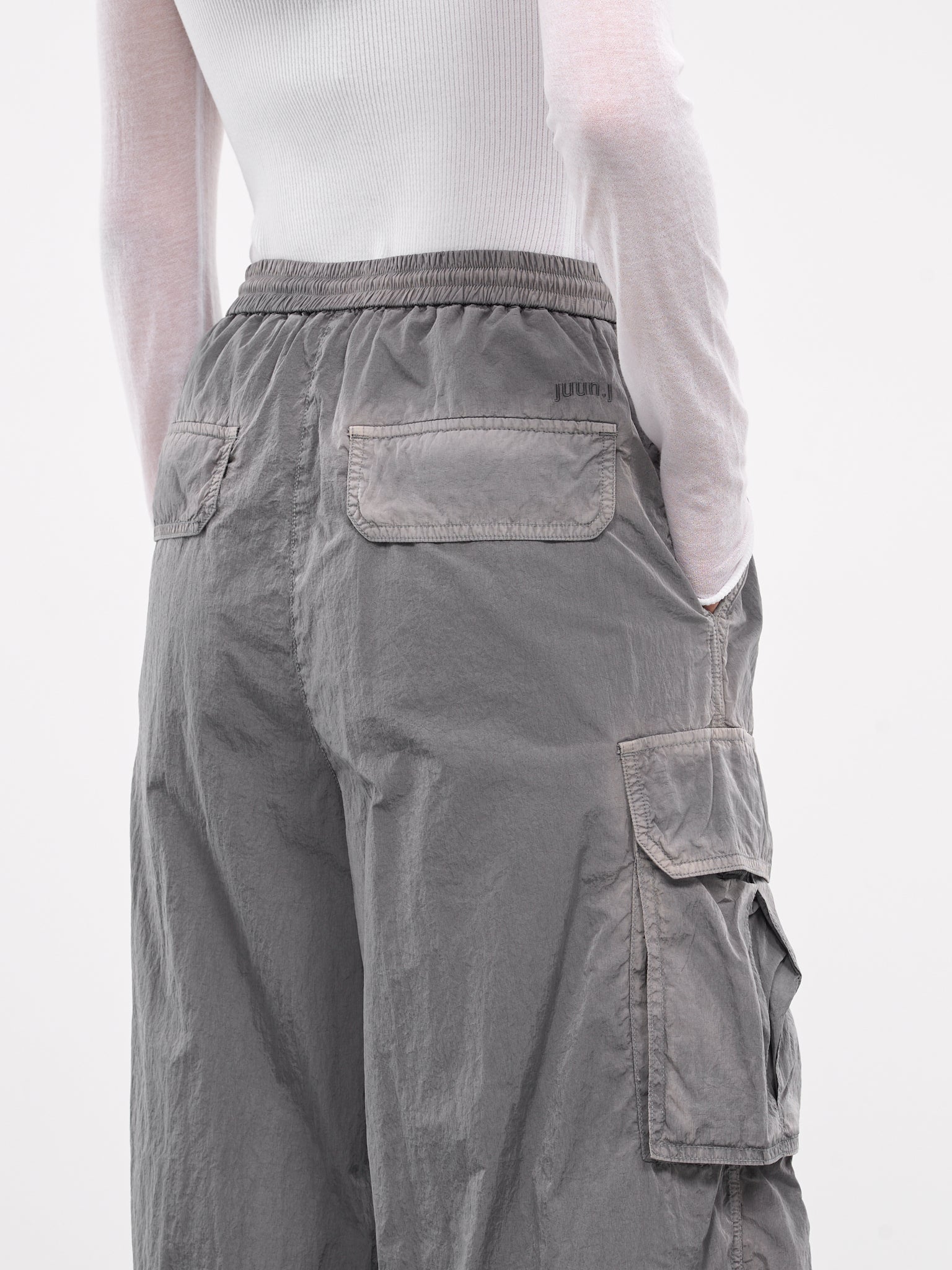 Nylon Cargo Pants (JW4721W03-GREY)