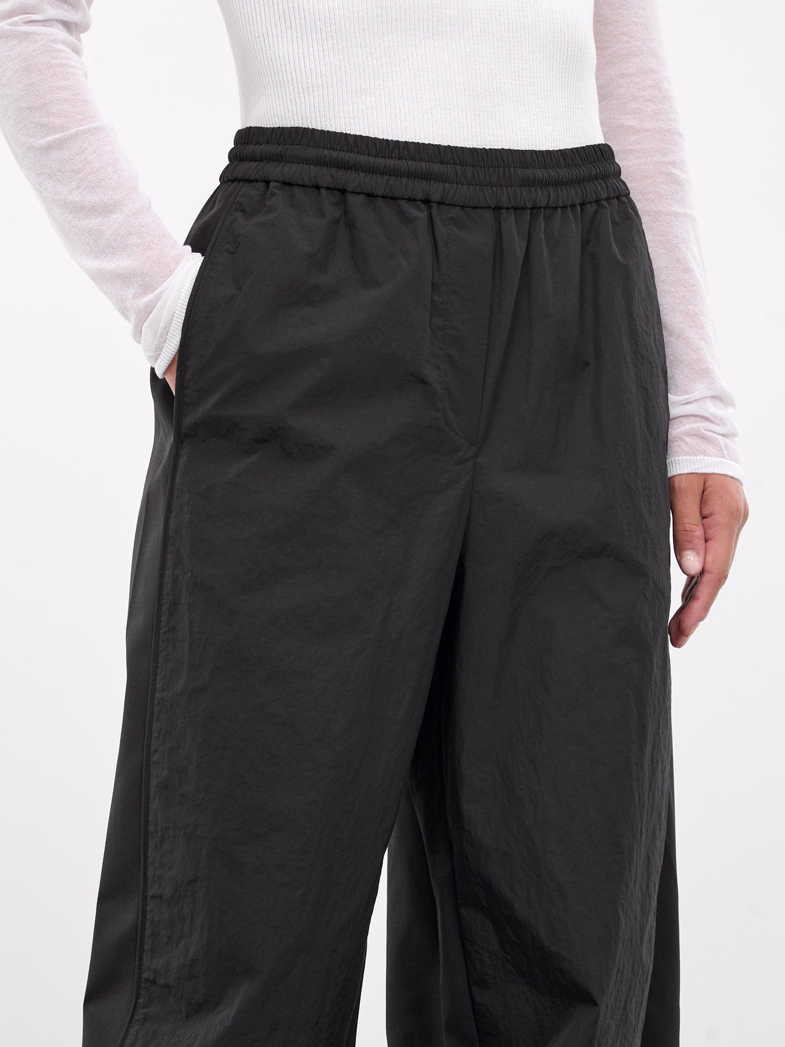 Elasticated Trousers (JW4821W04-BLACK)