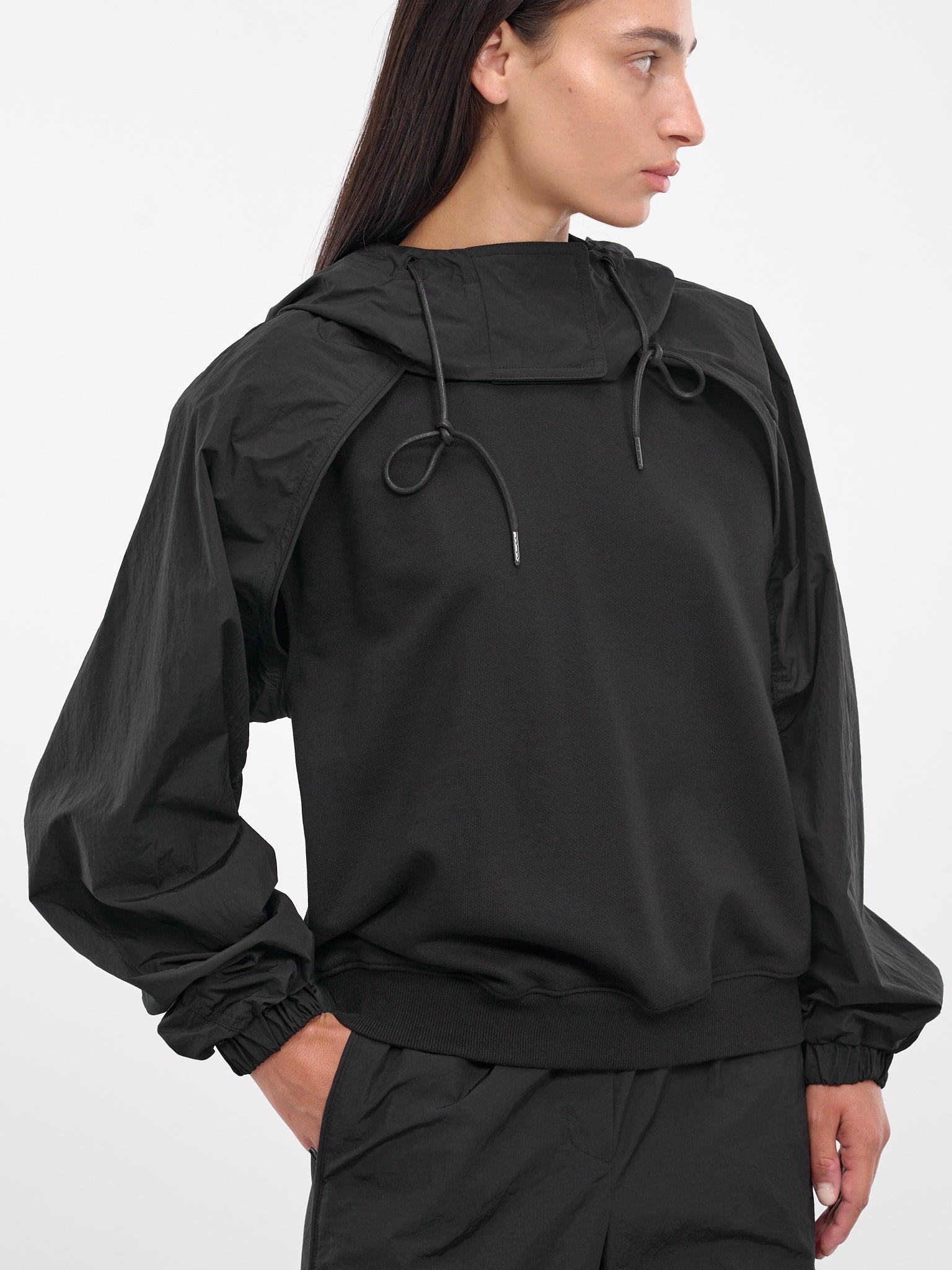 High-Neck Hoodie (JW4841W03-BLACK)