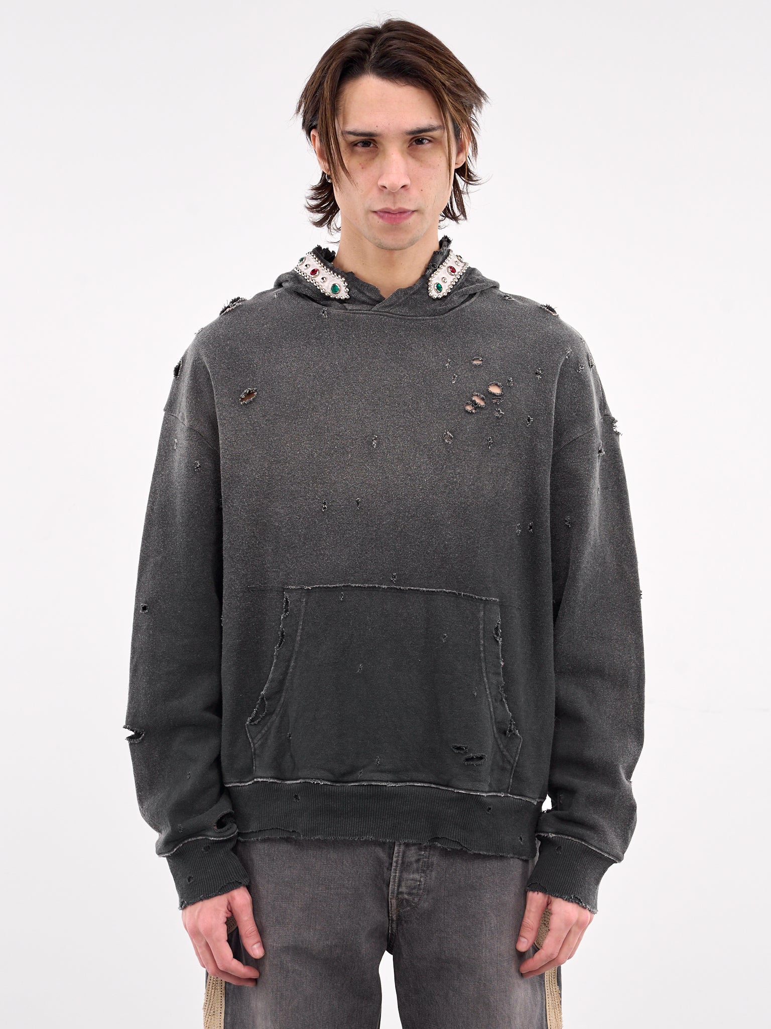 Studs Thriller Distressed Hoodie (K2411LC136-BLACK)