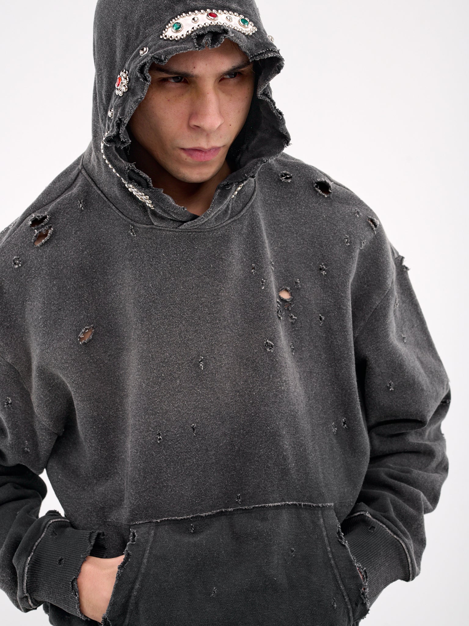 Studs Thriller Distressed Hoodie (K2411LC136-BLACK)