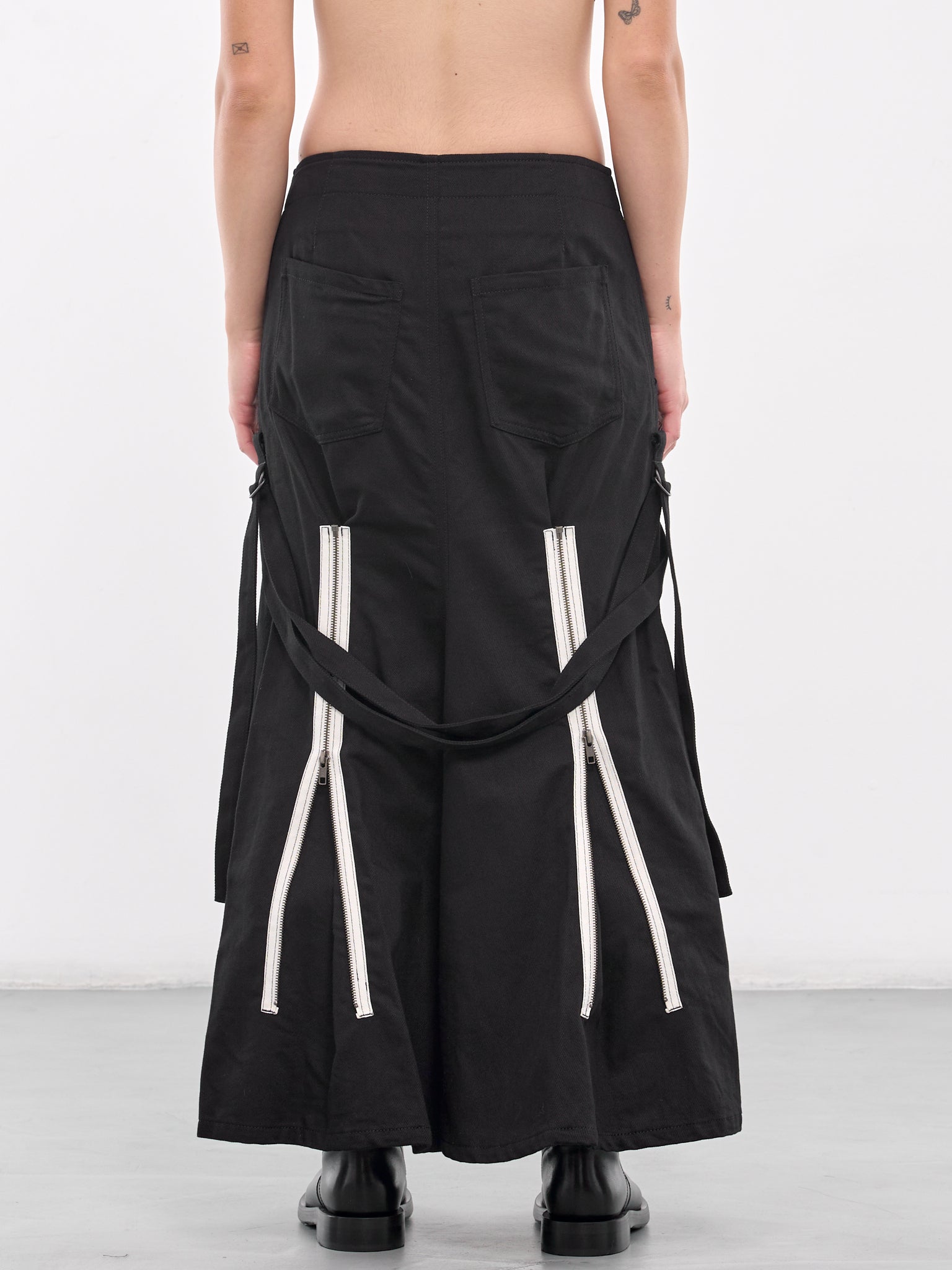 Strap Detail Skirt (LO-S12-010-BLACK)