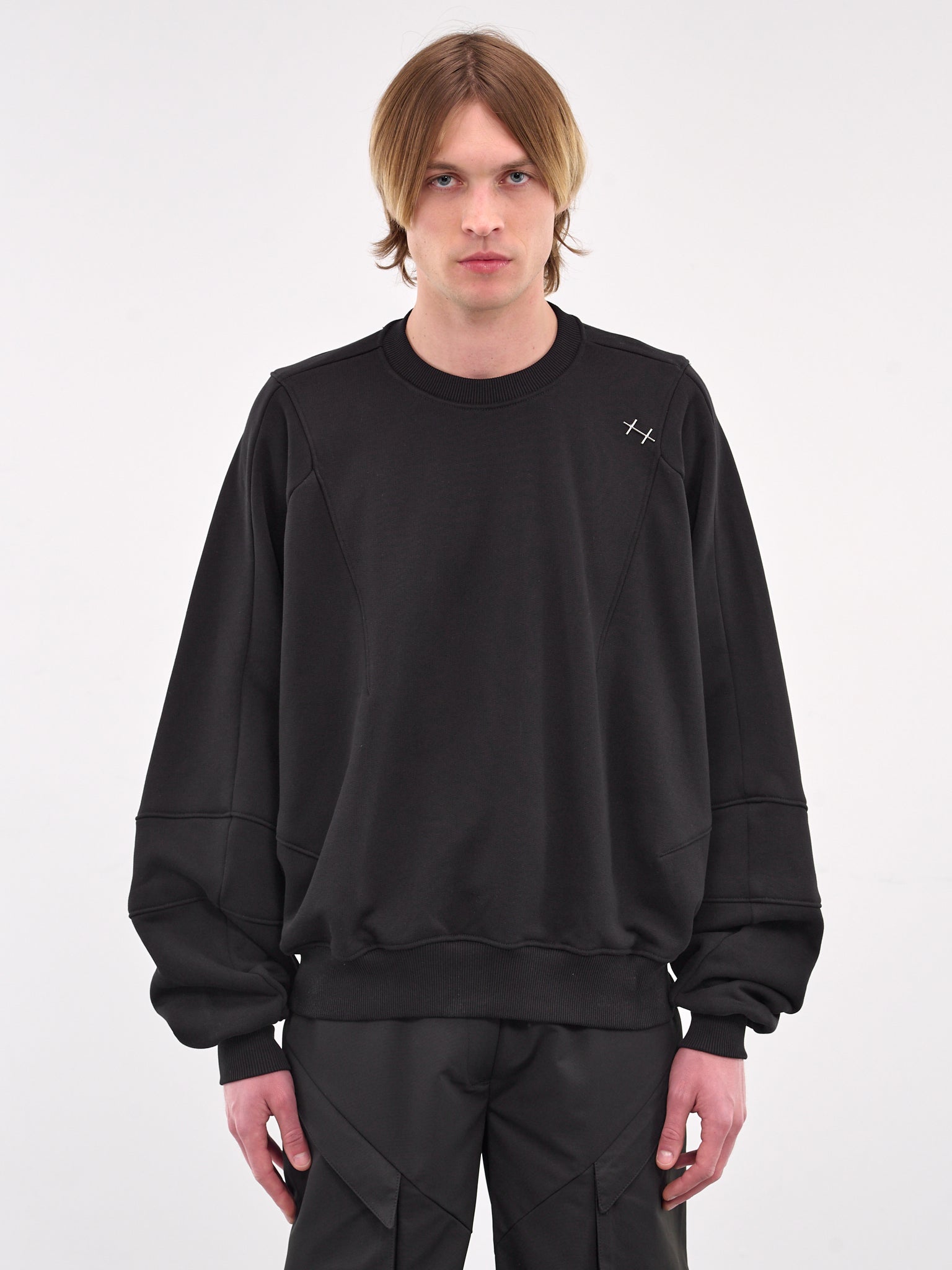 Paneled Logo Crewneck (M-08-062-BLACK)