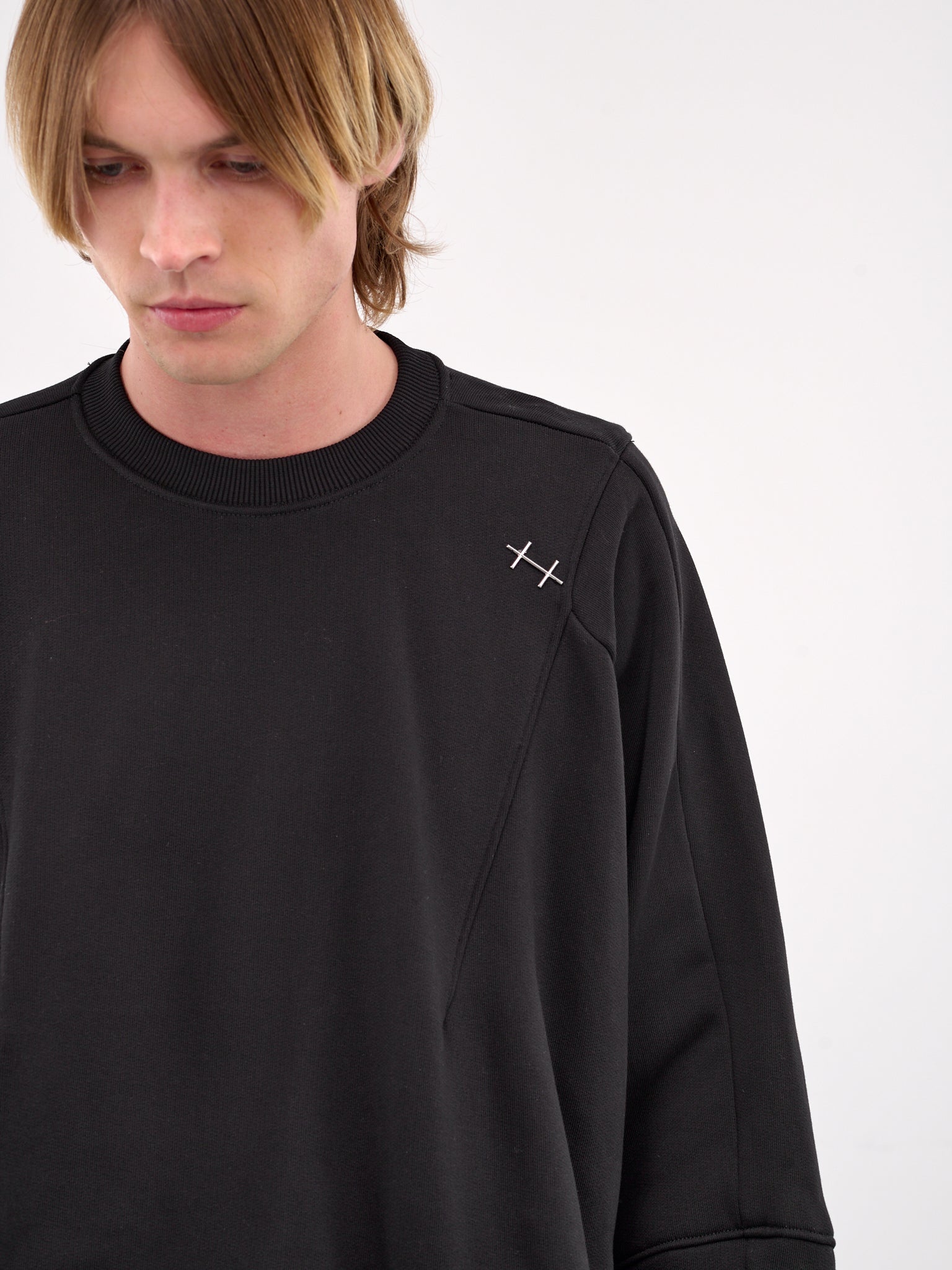 Paneled Logo Crewneck (M-08-062-BLACK)