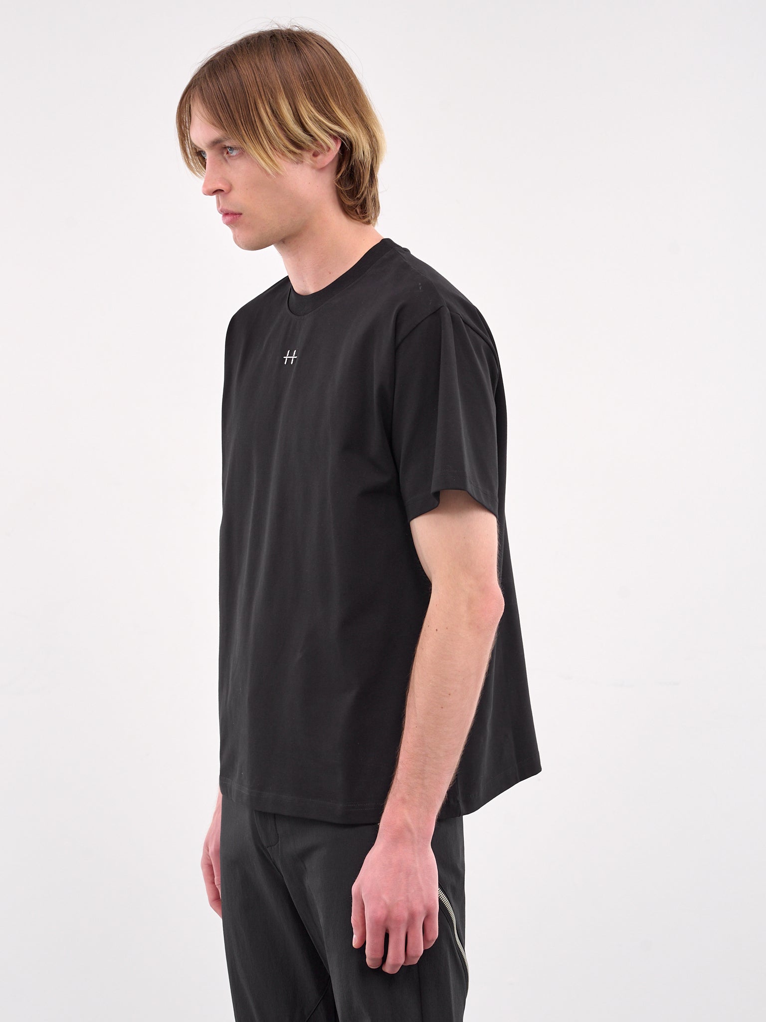 Classic Logo Tee (M-09-114-BLACK)