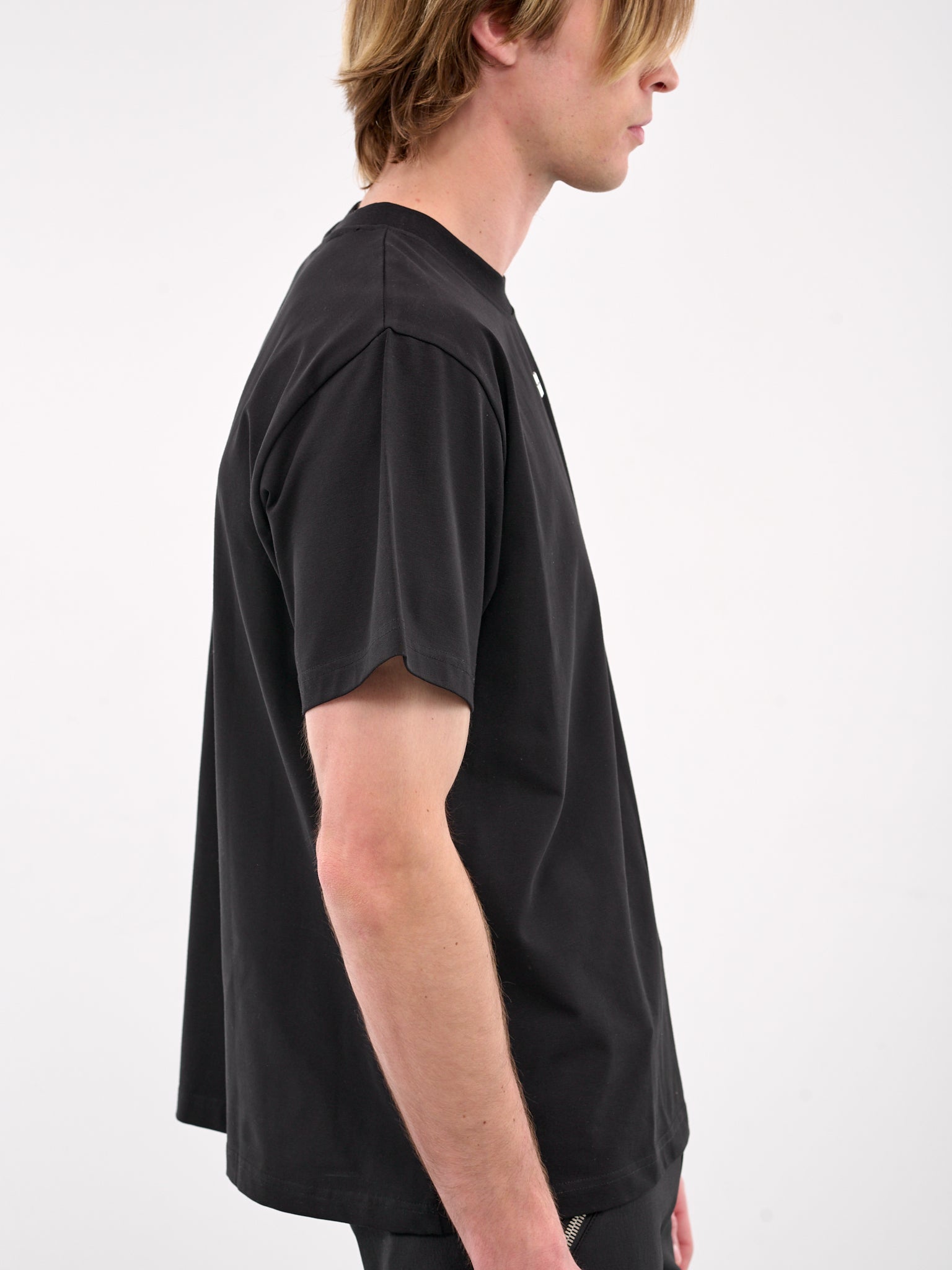 Classic Logo Tee (M-09-114-BLACK)