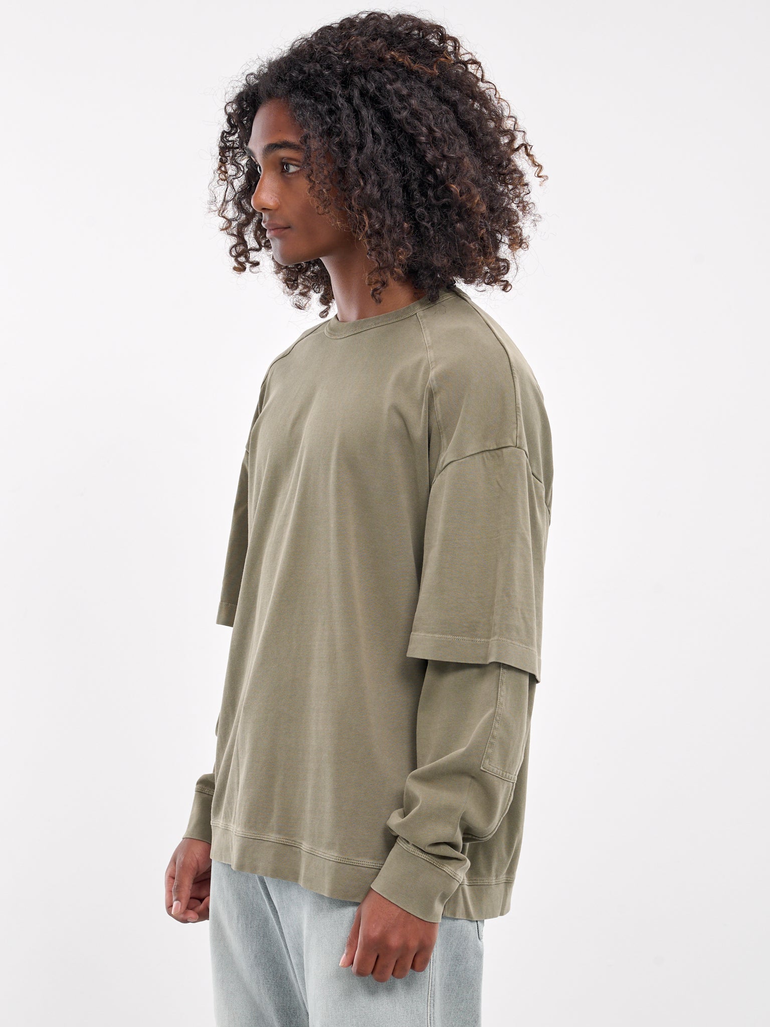 Layered Tee (MJE08-JTS01-MILITARY-GREEN)