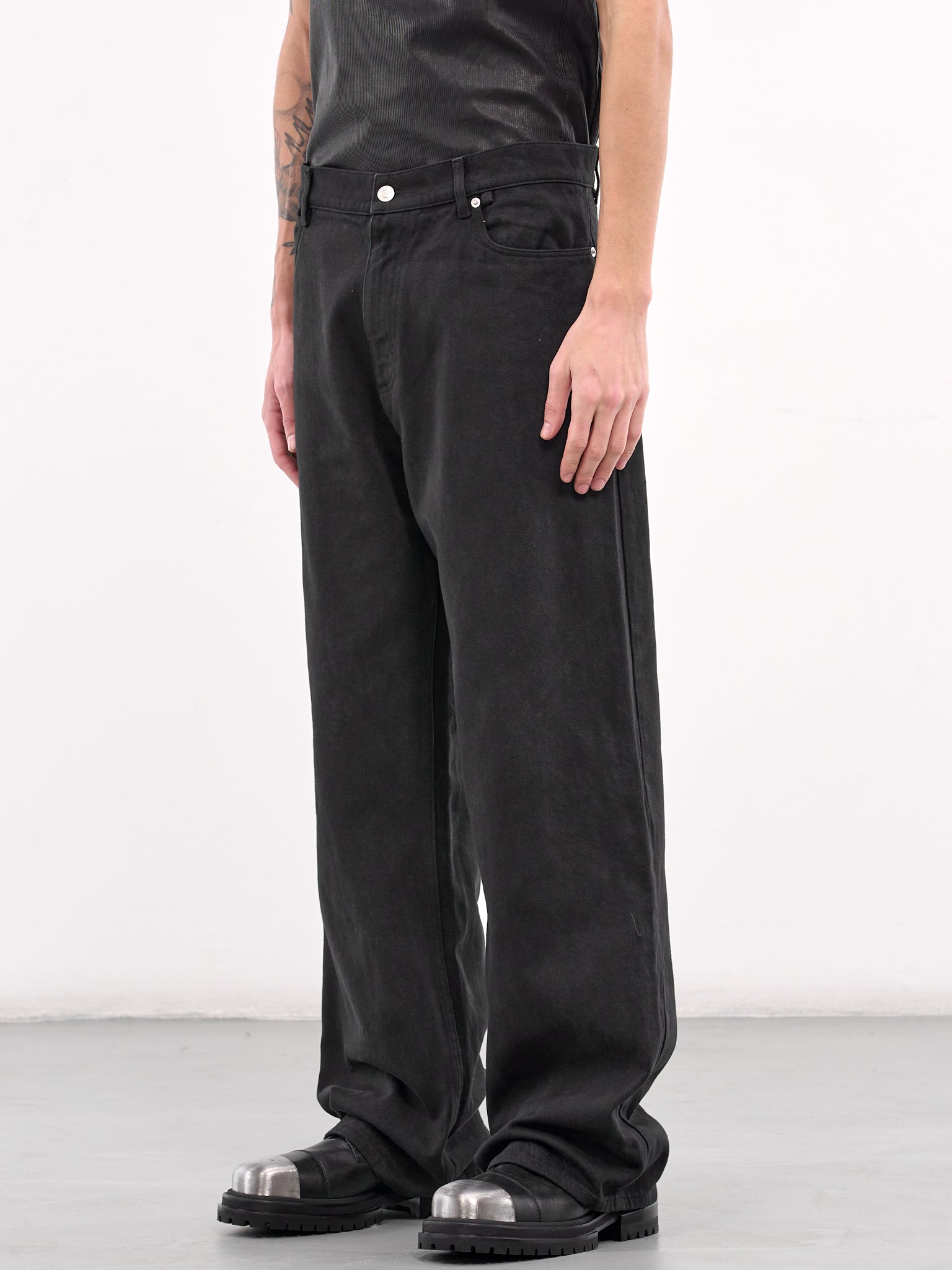 EZR Baggy Jeans | H. Lorenzo - side