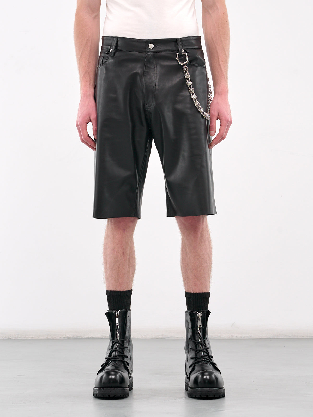 Leather Shorts (MP24LBBF-JE2060-BLACK)