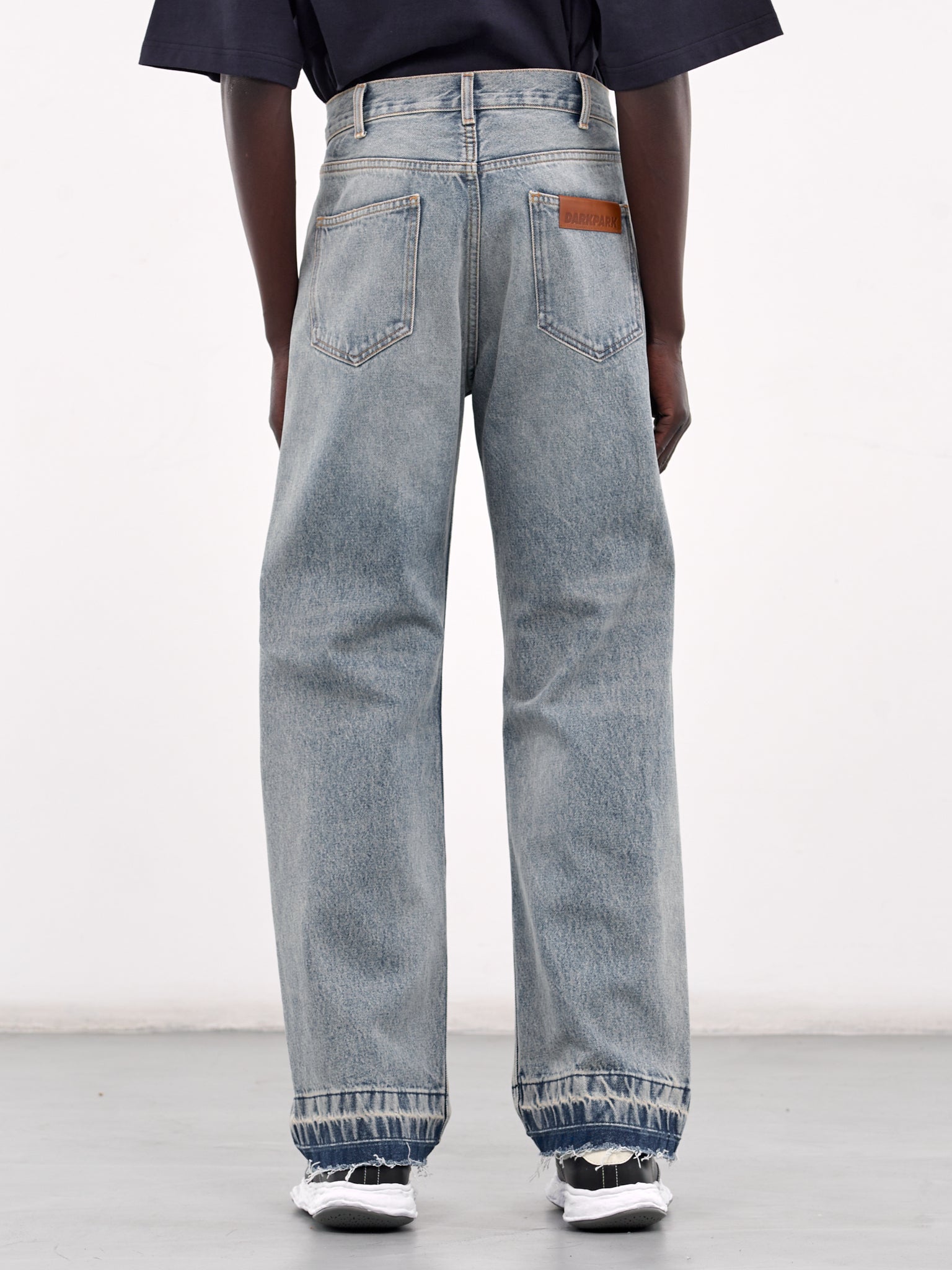 Edi Ripped Denim Jeans (MTR37-DBL01W05-DENIM-LIGHT-WAS)