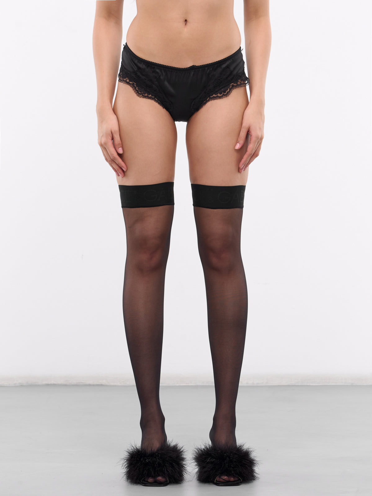 Lace Detailed Satin Briefs (O2A02T-ONO13-BLACK)