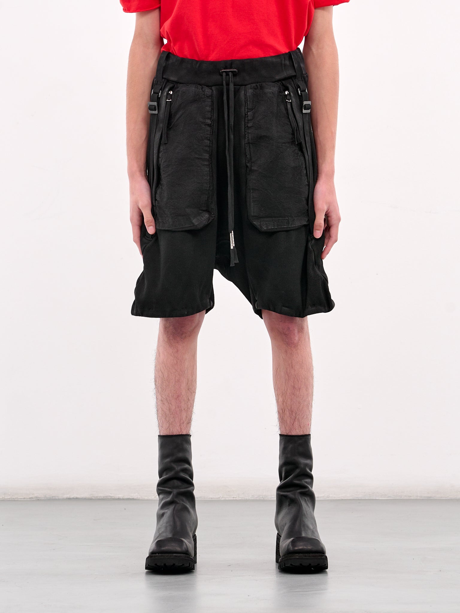 P8 Shorts (P8-1-F0406C-BLACK)