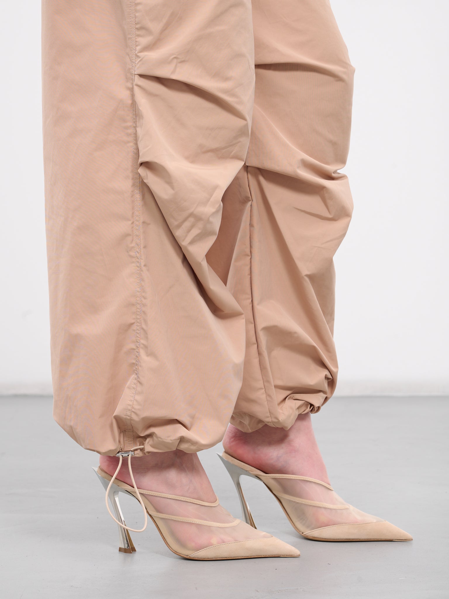 Nylon Cargo Pants (PA048964730475-NUDE)