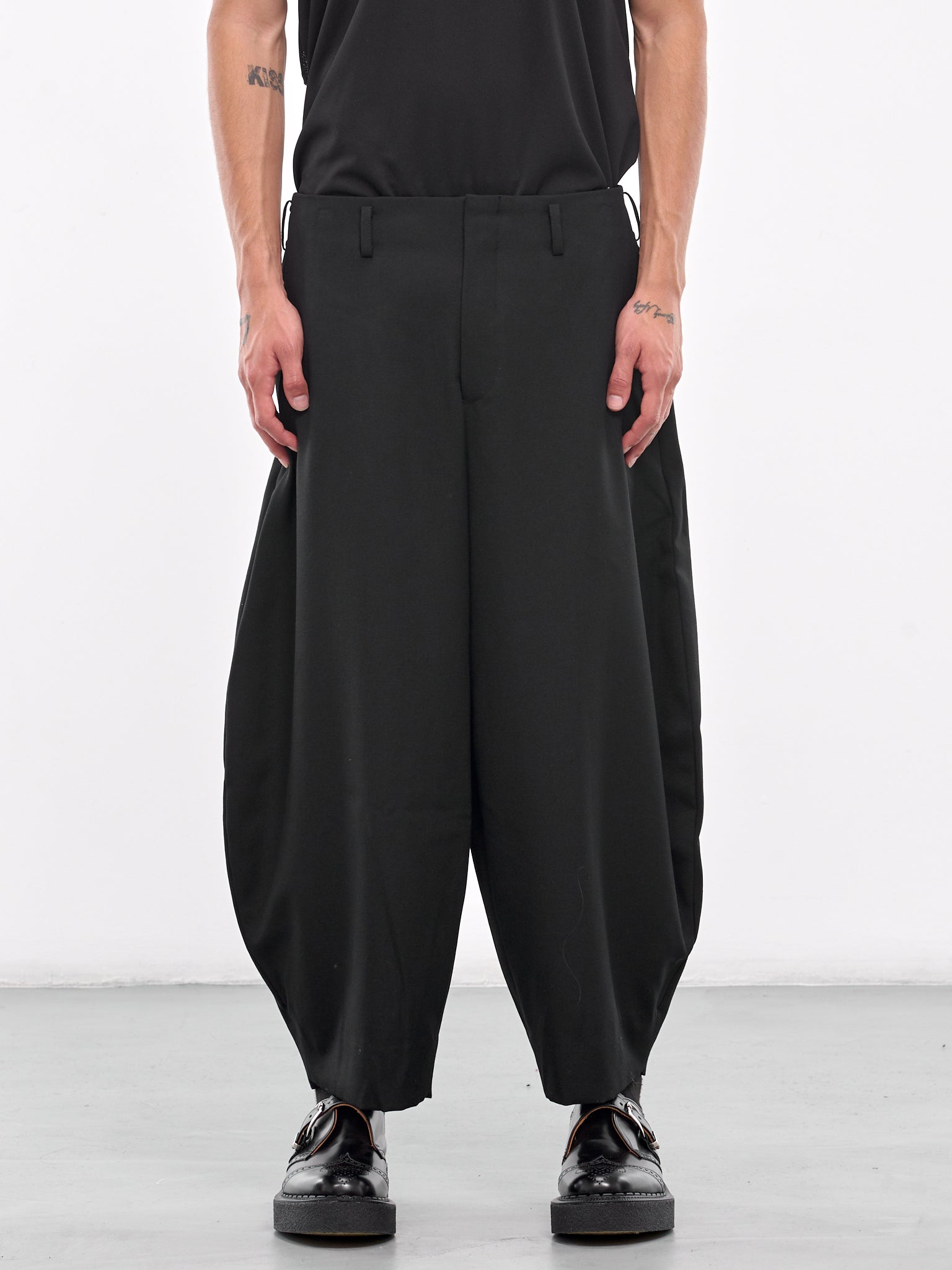 Wide Leg Trousers (PN-P055-051-BLACK)