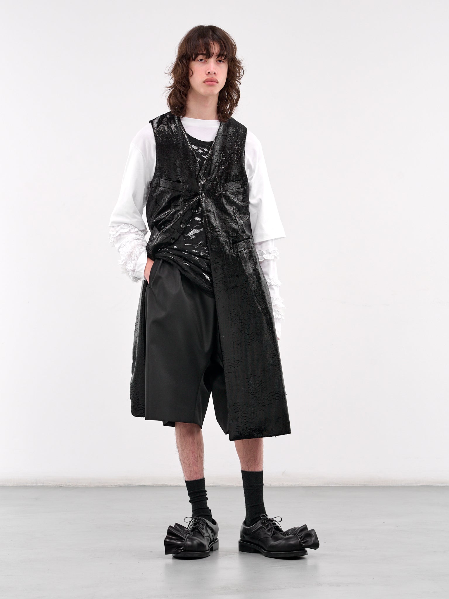 Long Embossed Vest (PO-V003-051-1-BLACK)